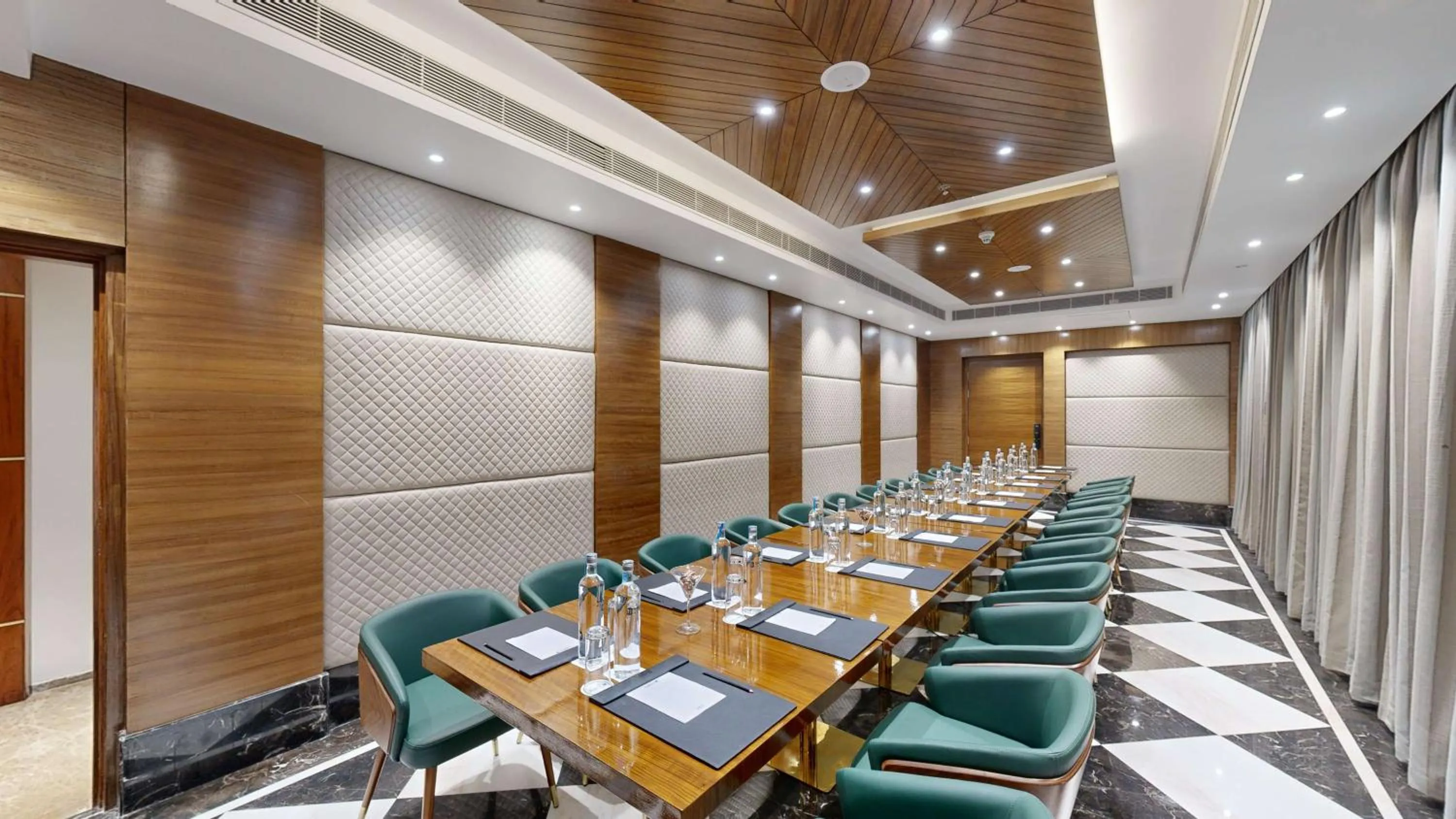 Meeting/conference room in Radisson Blu Hotel Ranchi
