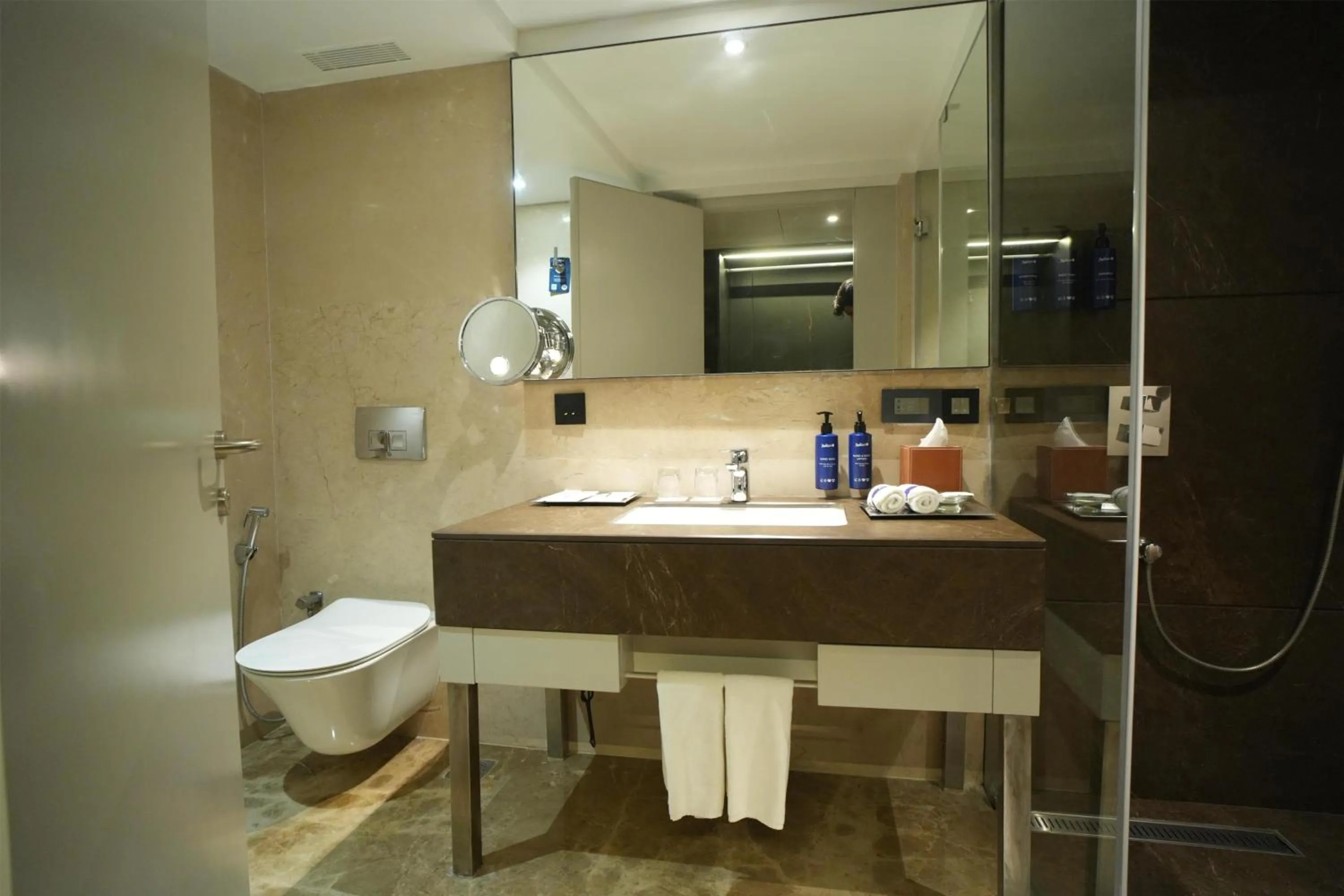 Bathroom in Radisson Blu Hotel Ranchi
