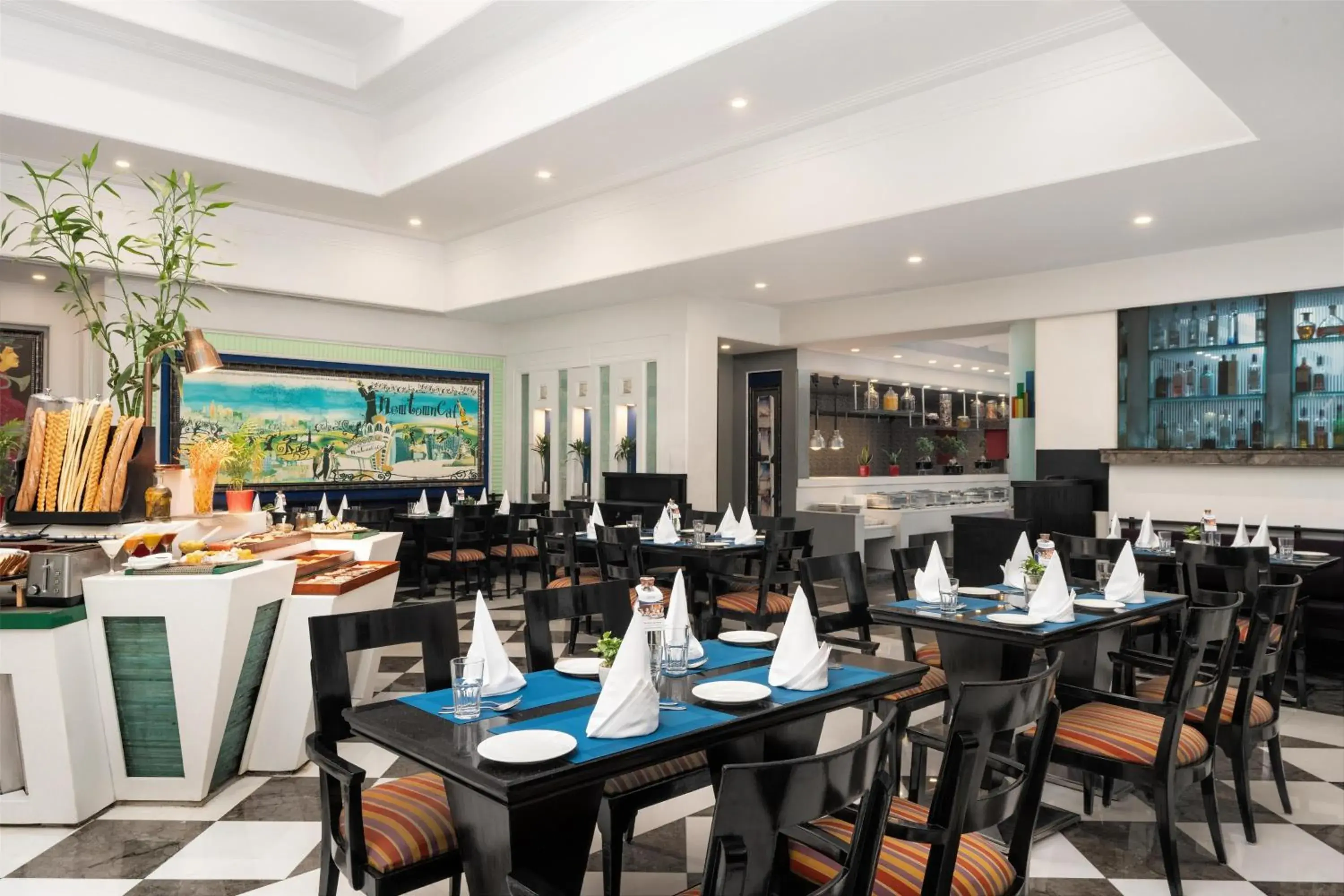Restaurant/places to eat in Park Plaza Gurgaon Restaurant/places to eat in Park Plaza Gurgaon