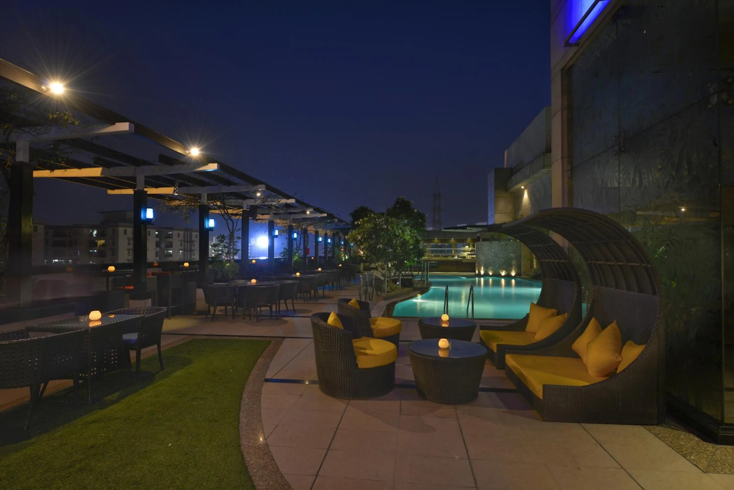 Area and facilities in Park Plaza Gurgaon