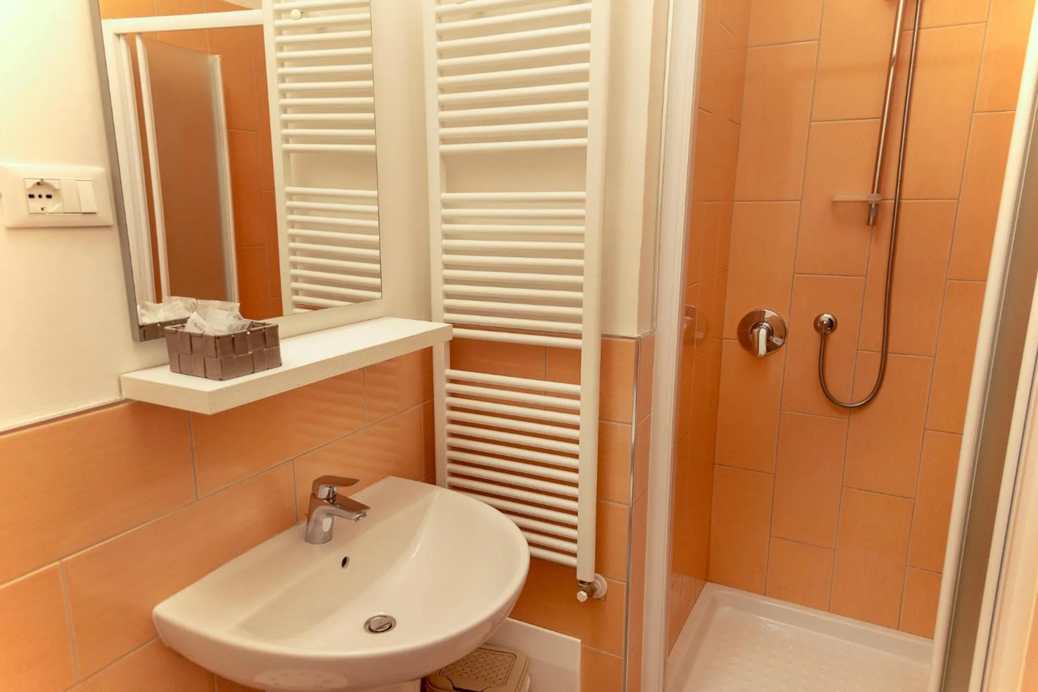 Bathroom in B&B LA GRADINA