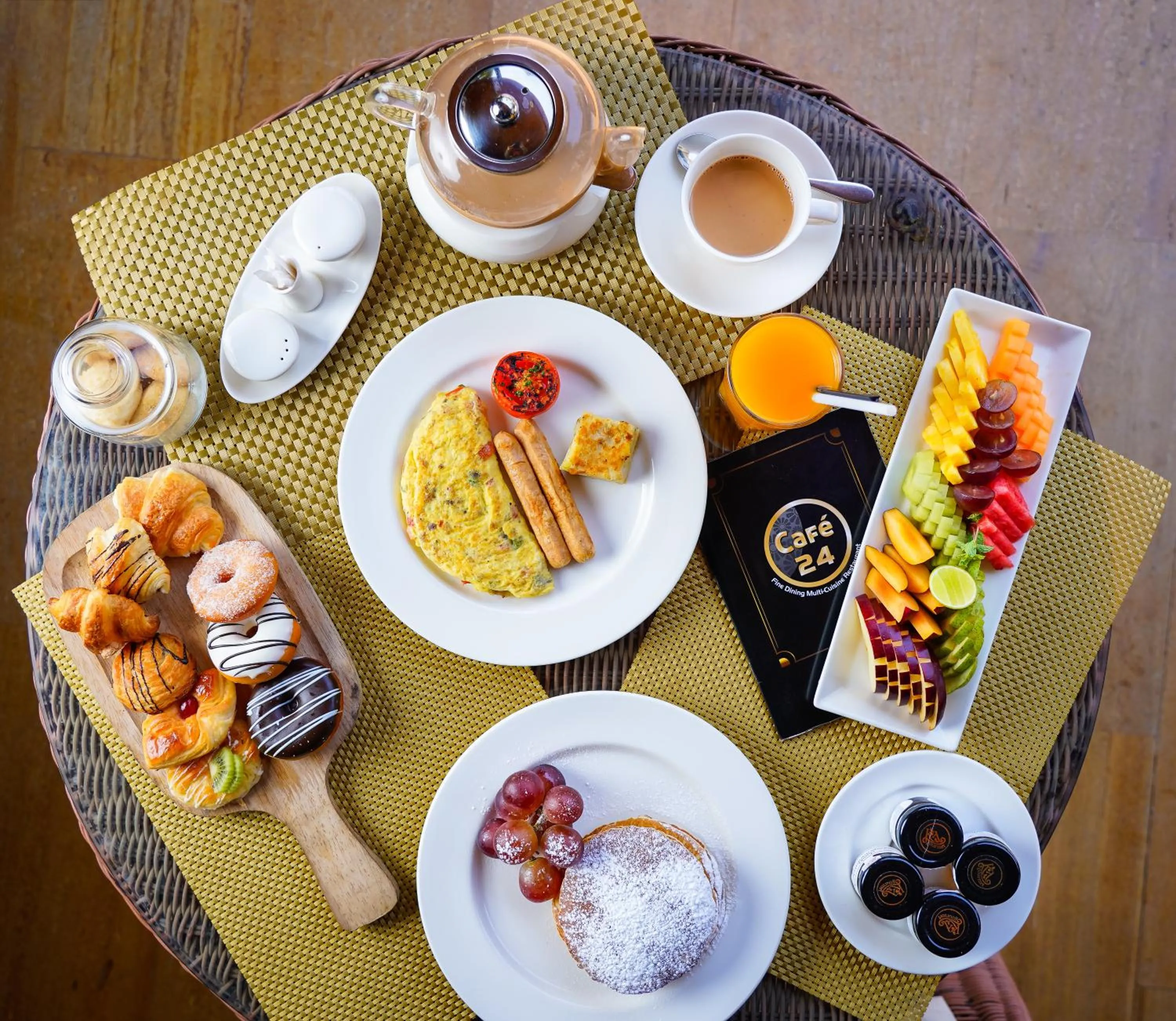 Buffet breakfast in Della Resorts