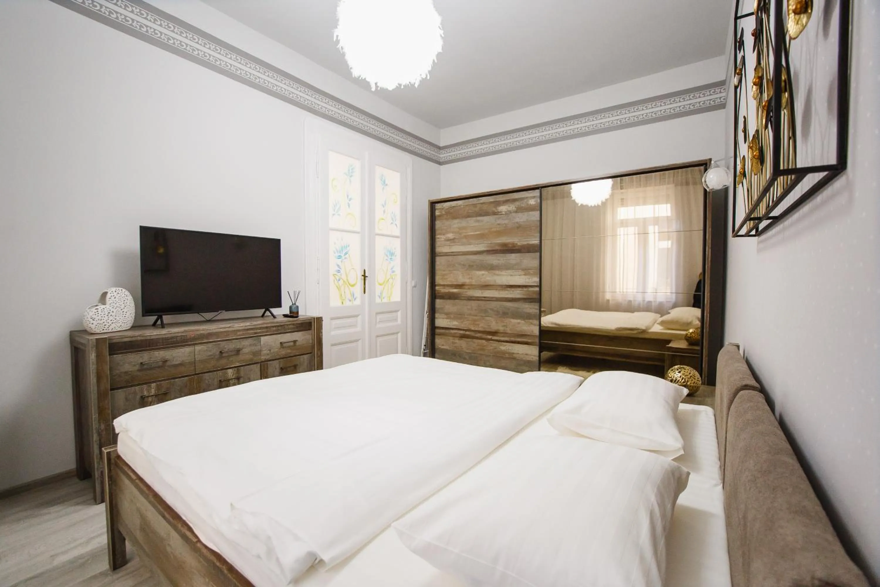 Bed in Wonderful 2 bedroom Central Apartment