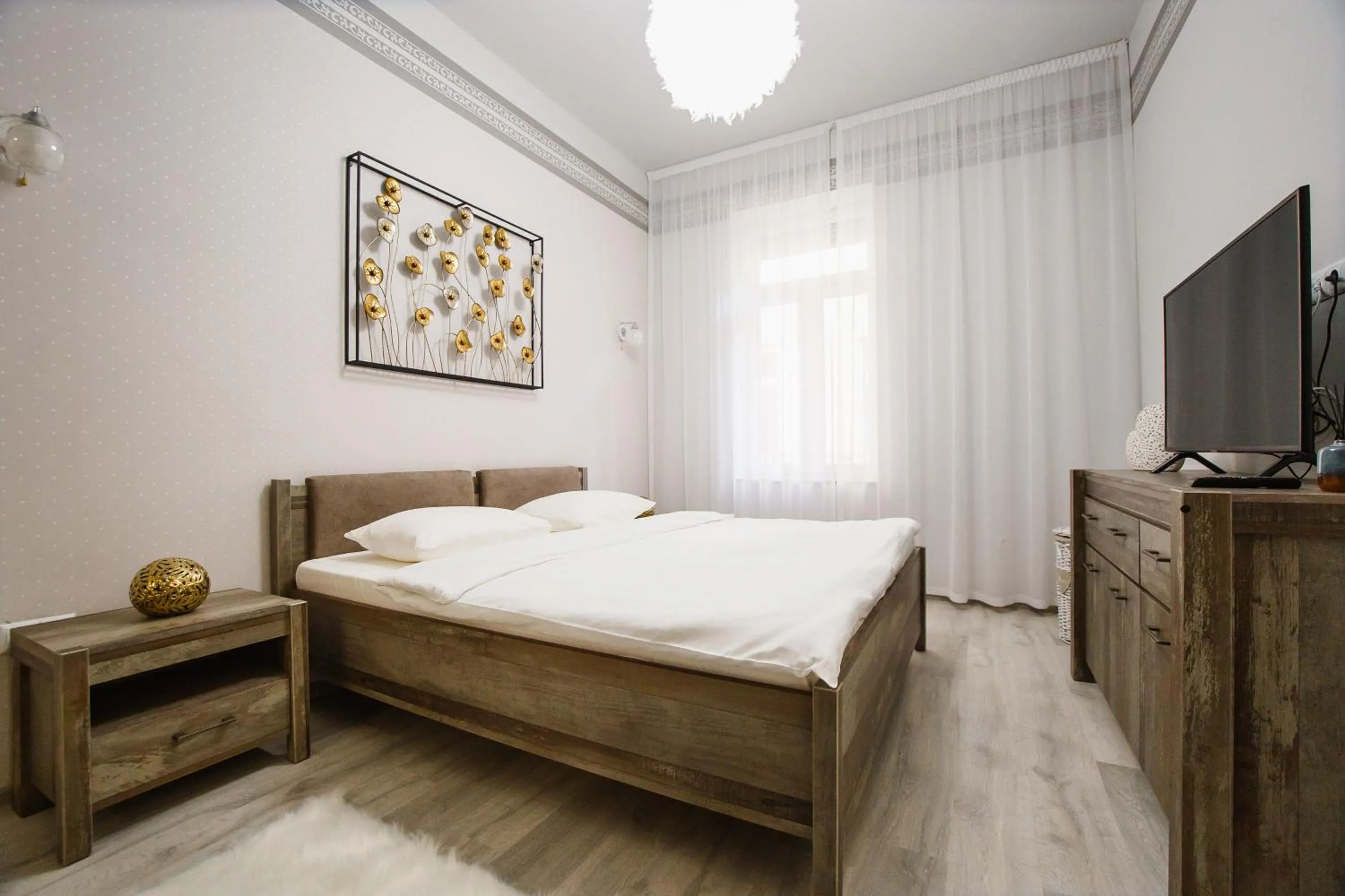 Bed in Wonderful 2 bedroom Central Apartment