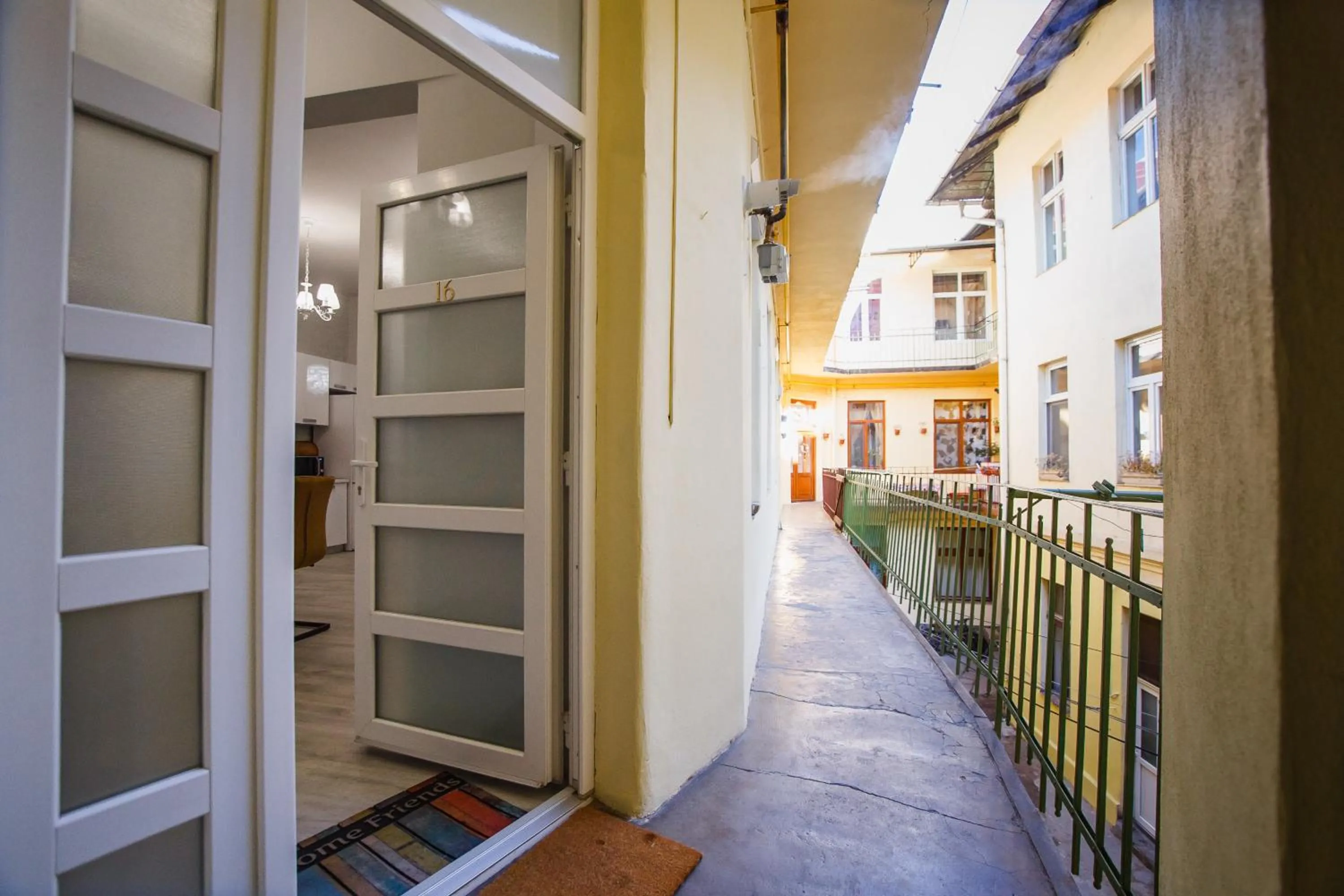 Property building in Wonderful 2 bedroom Central Apartment
