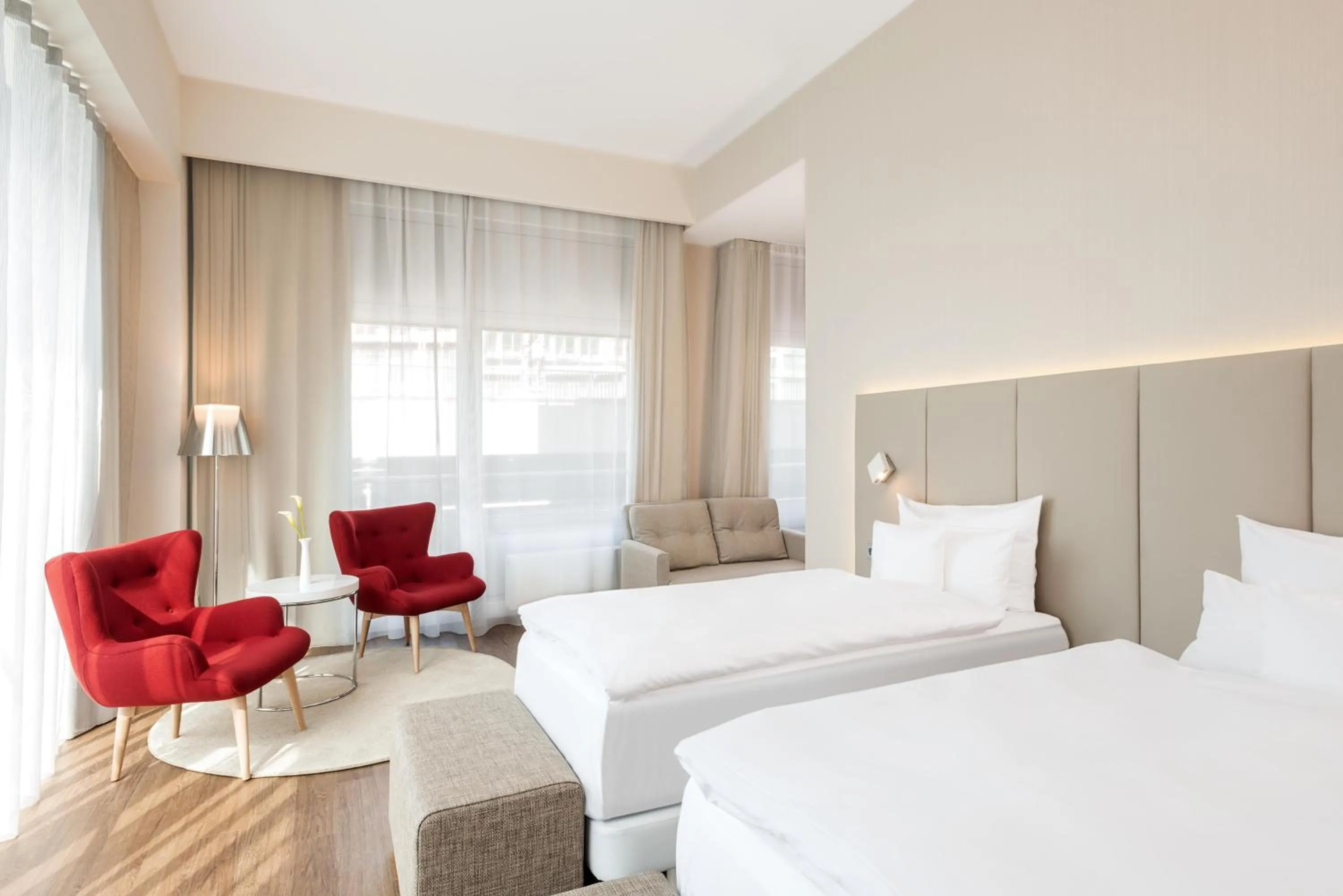 Bedroom, Bed in NH Collection Berlin Mitte Friedrichstrasse