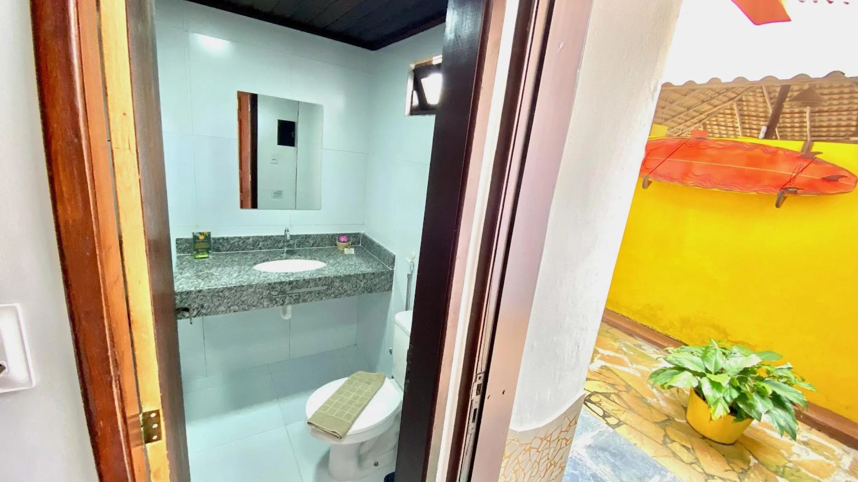 Bathroom in EcoVila-Zen Bougainville - Hotel Pousada