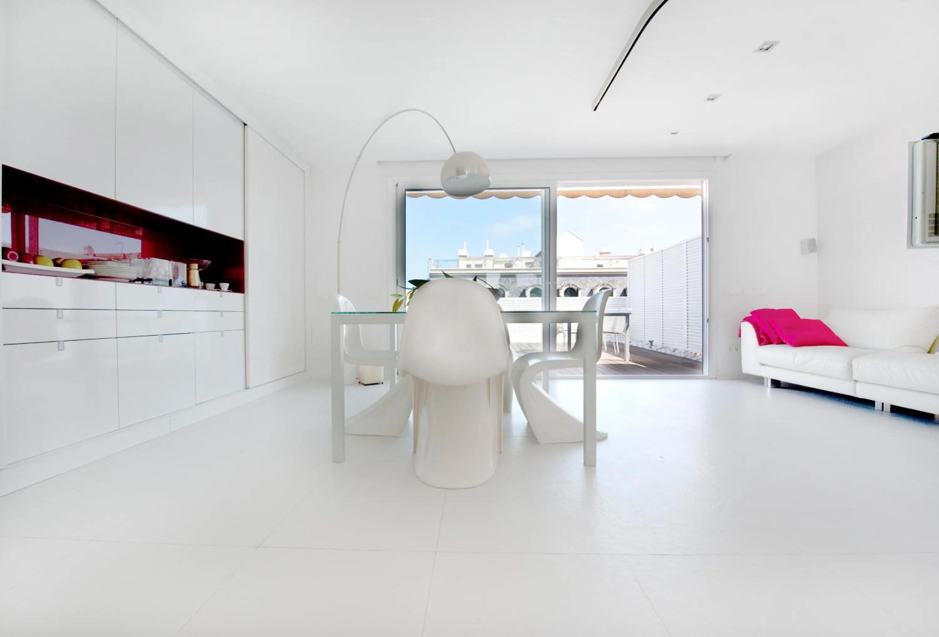 Dining area in You Stylish El Born Apartments