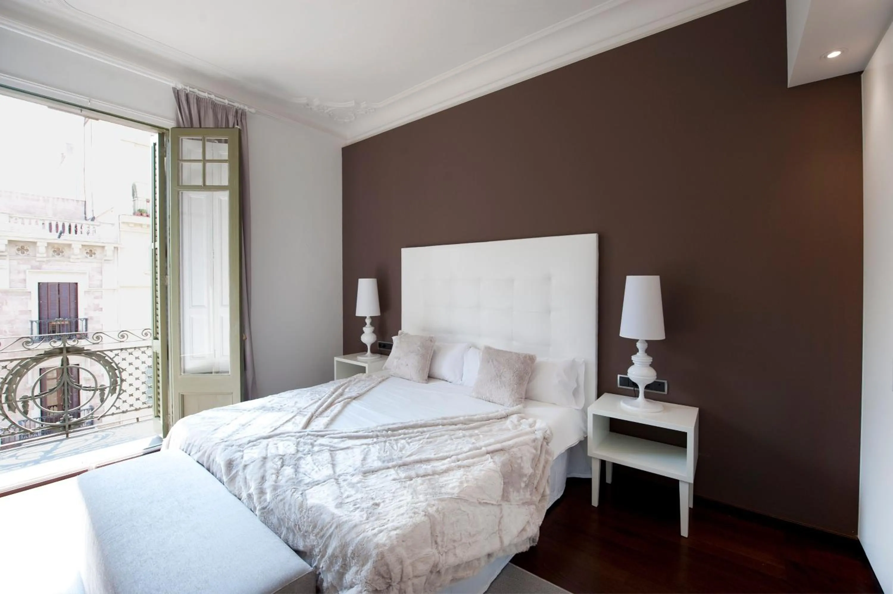 Bedroom, Bed in You Stylish El Born Apartments