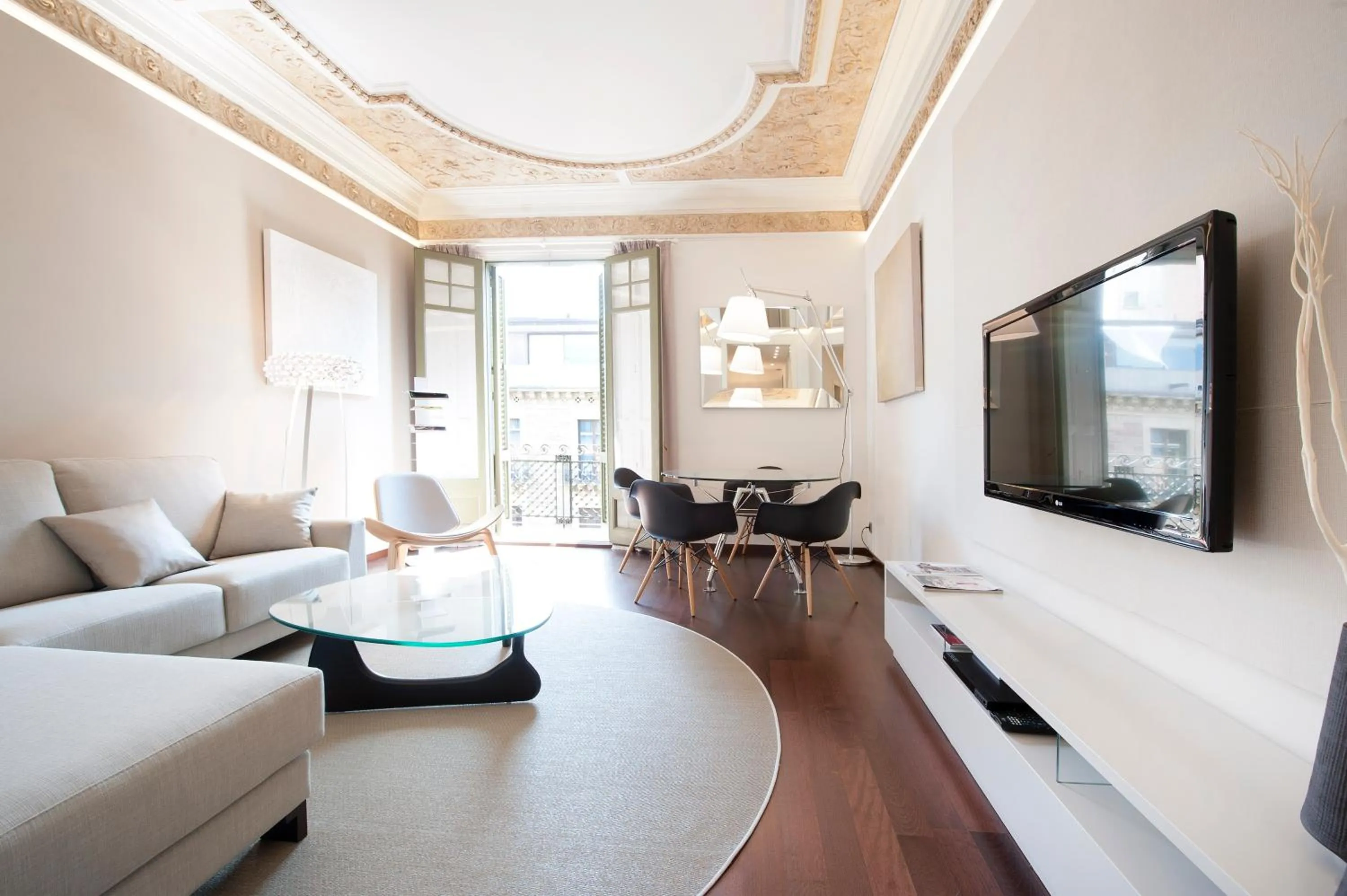 Living room in You Stylish El Born Apartments