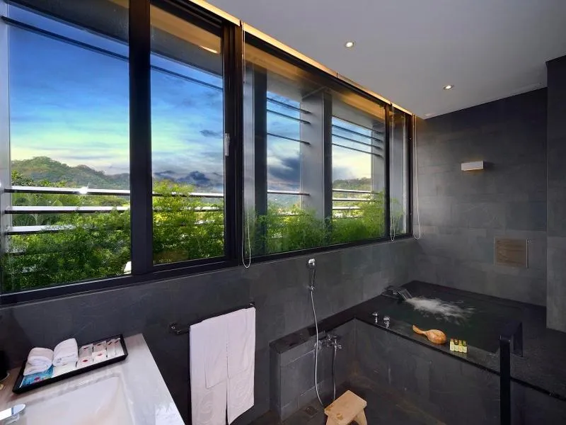 The Sun Hot Spring & Resort