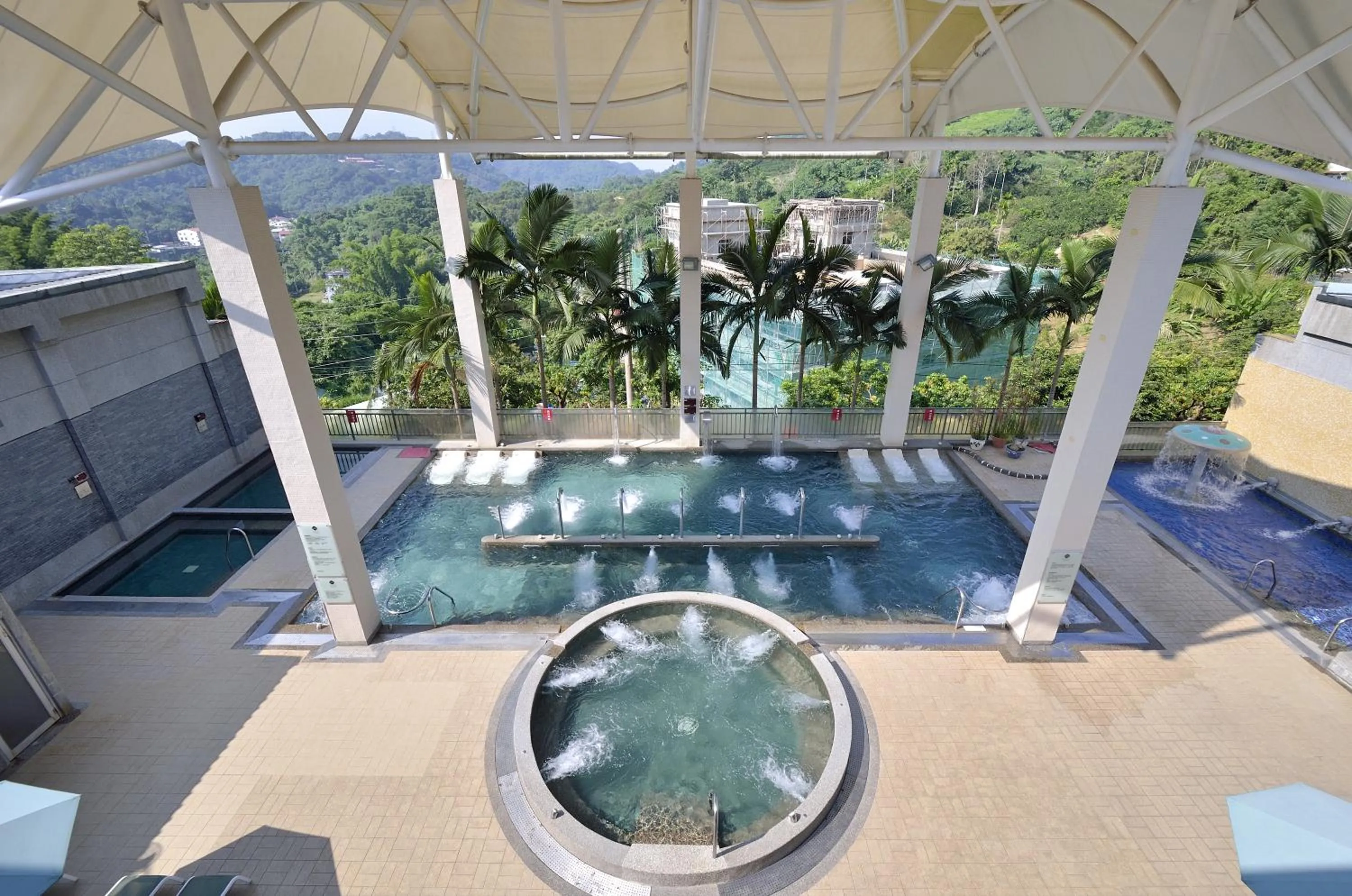 Swimming pool in The Sun Hot Spring & Resort