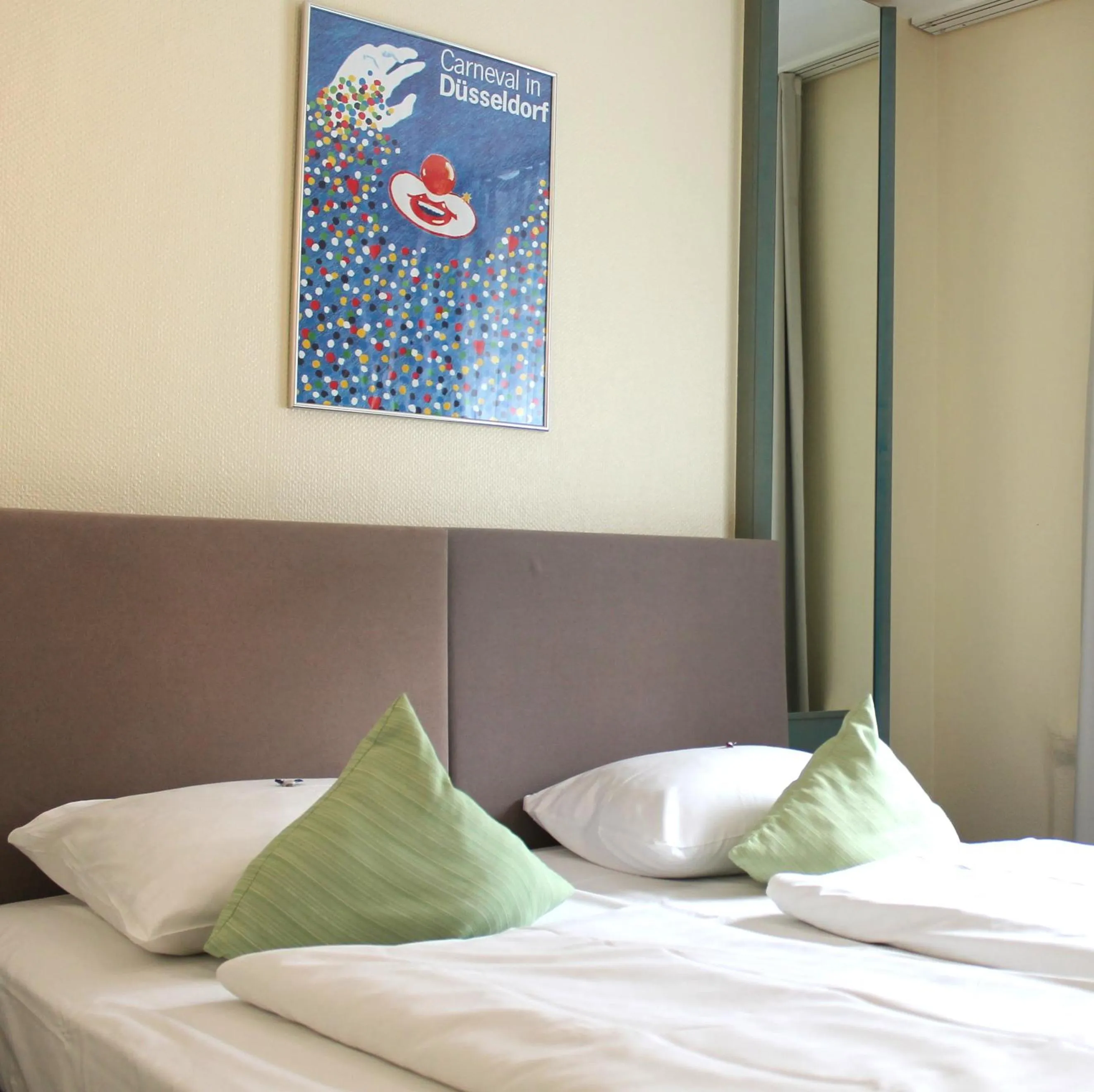 Bedroom in Monopol Hotel