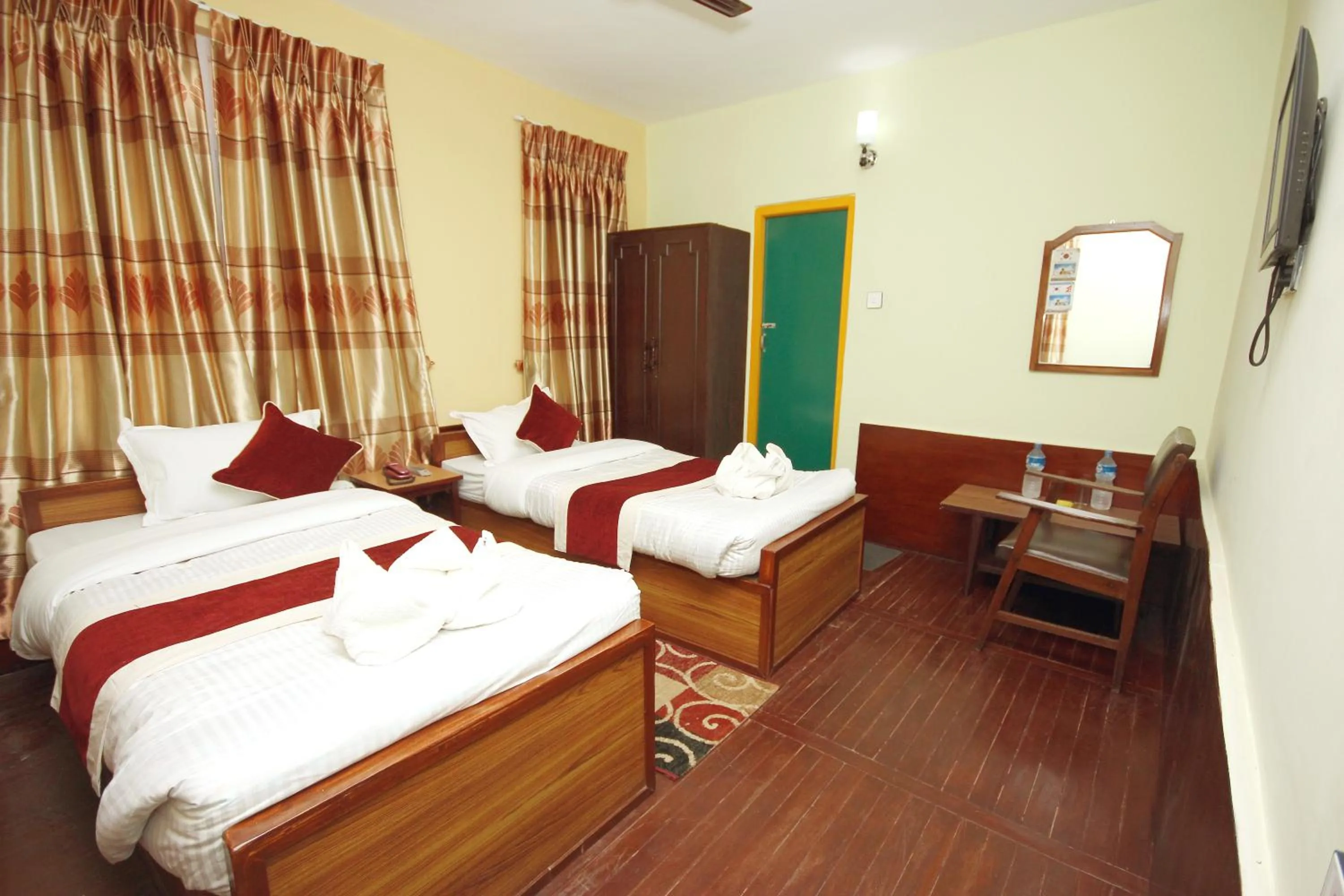 Bed in hotel Backpackers inn