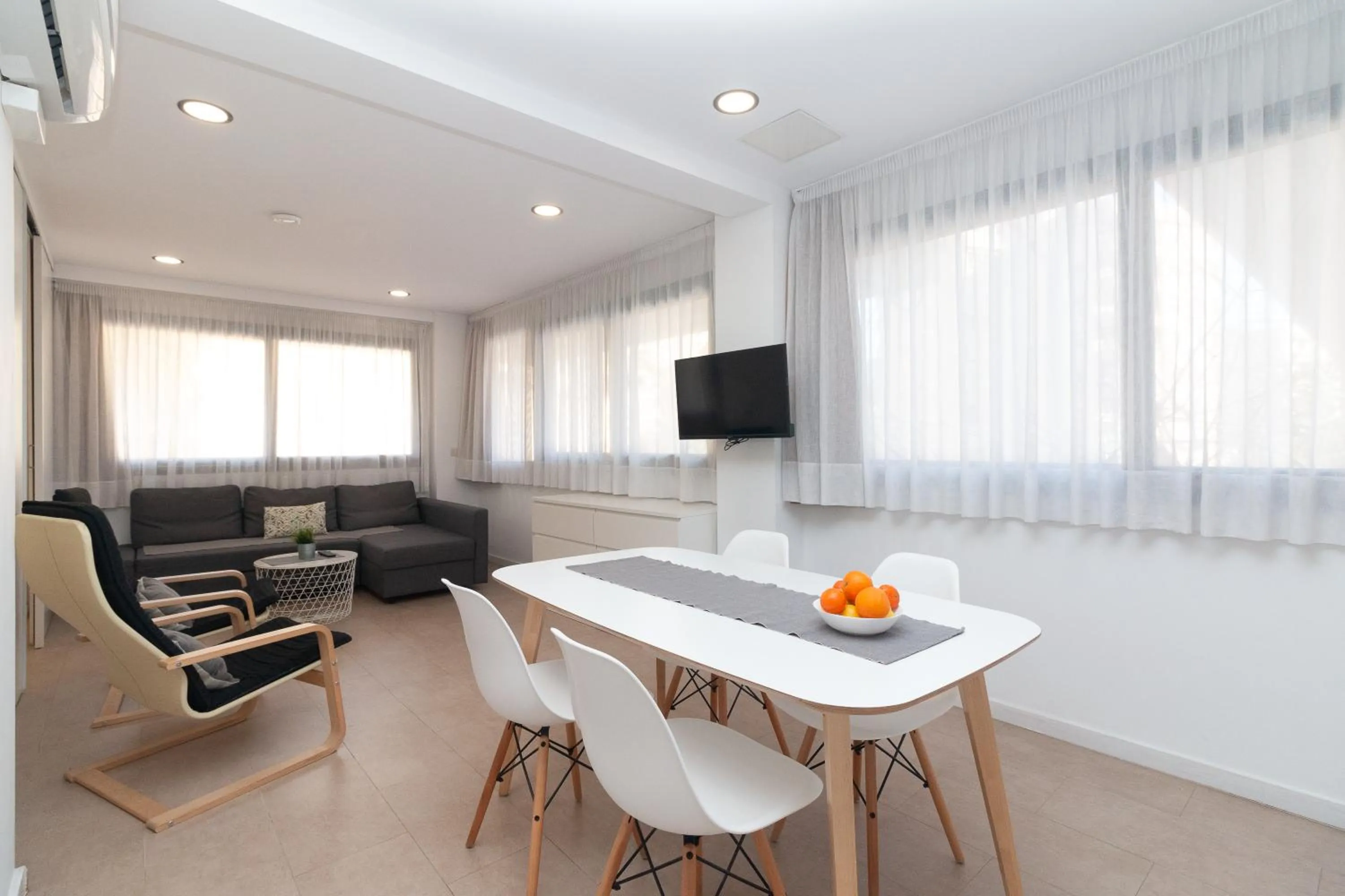 TV and multimedia in BET Apartments - Reig