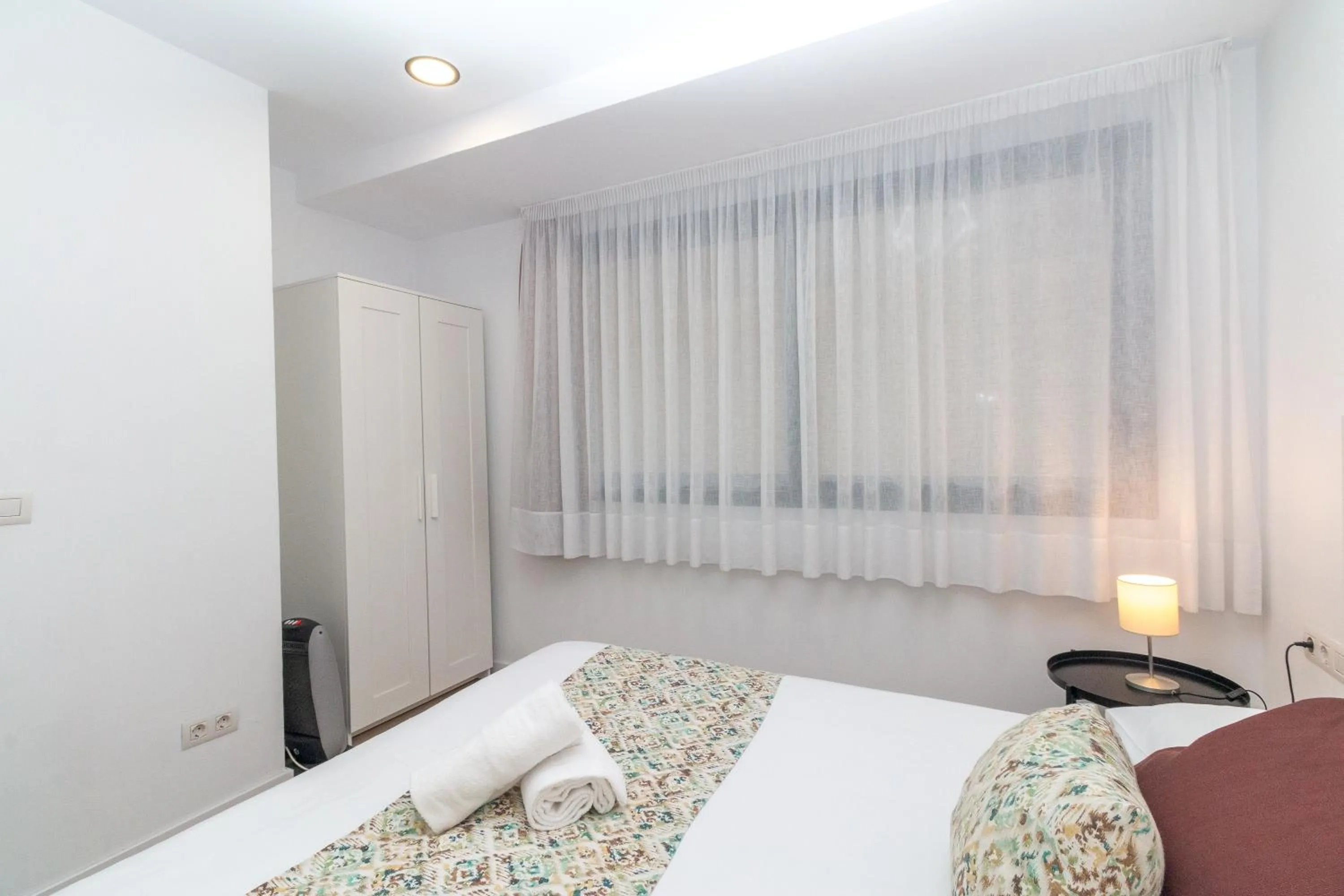 Bed in BET Apartments - Reig