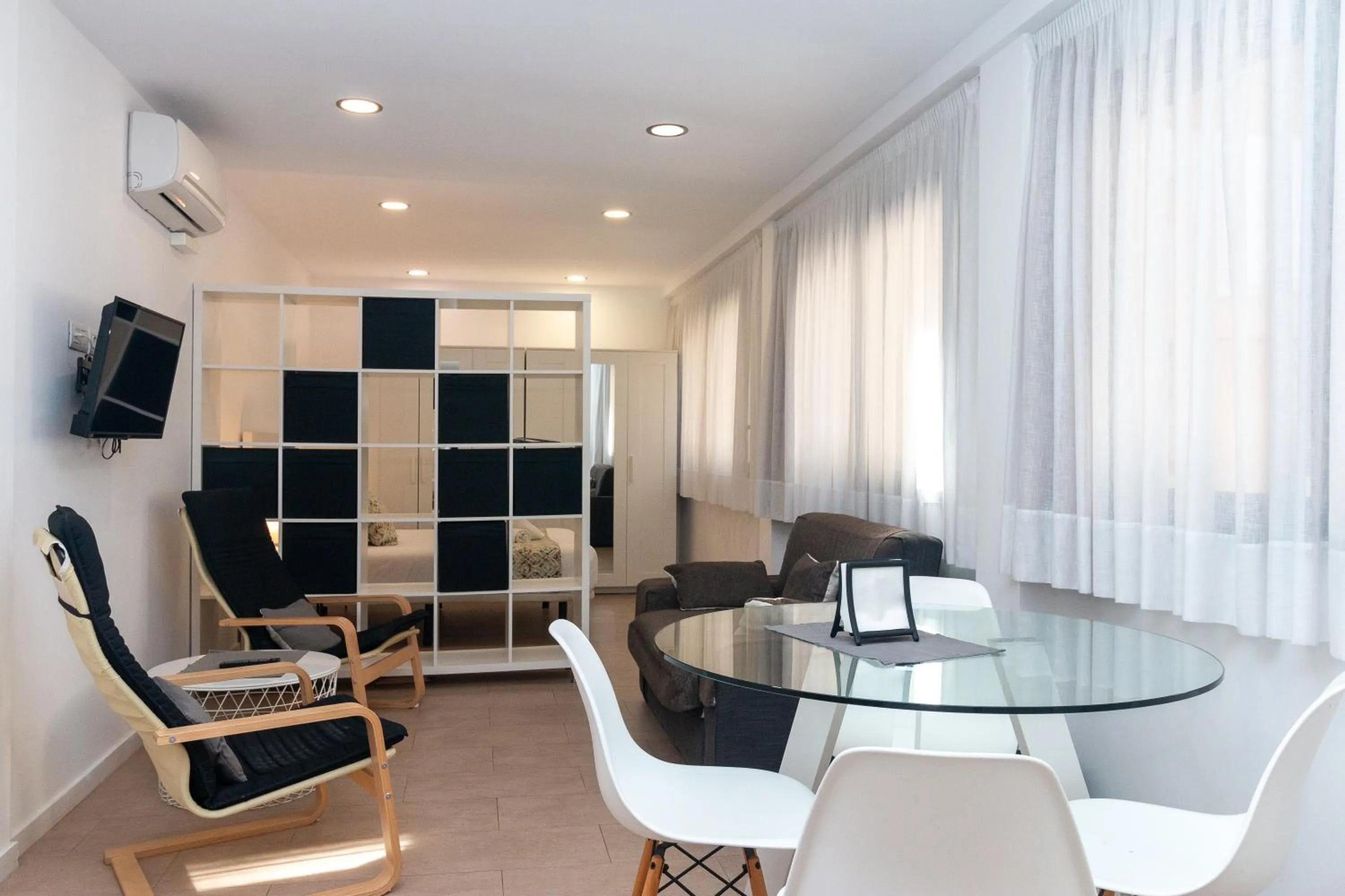 TV and multimedia in BET Apartments - Reig