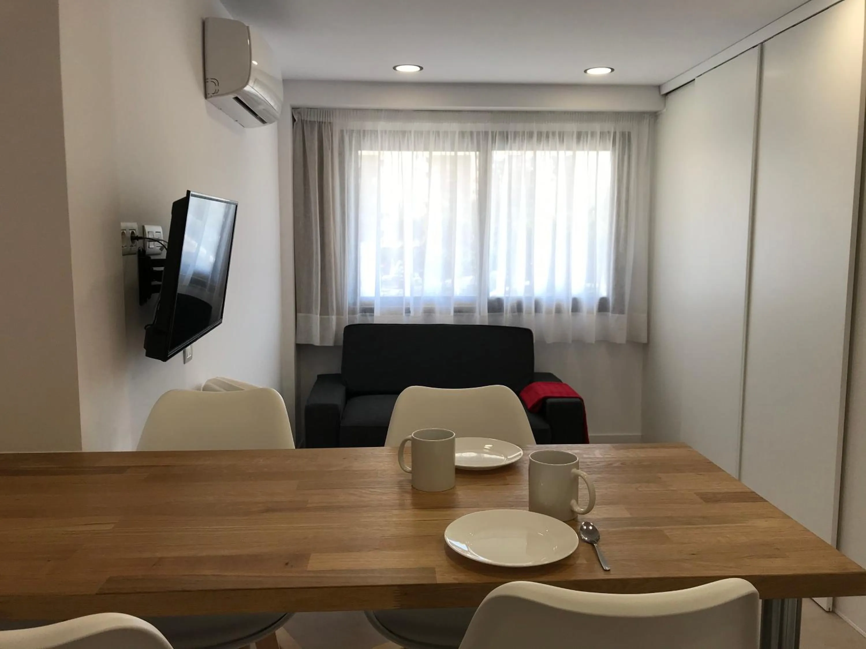 TV and multimedia in BET Apartments - Reig