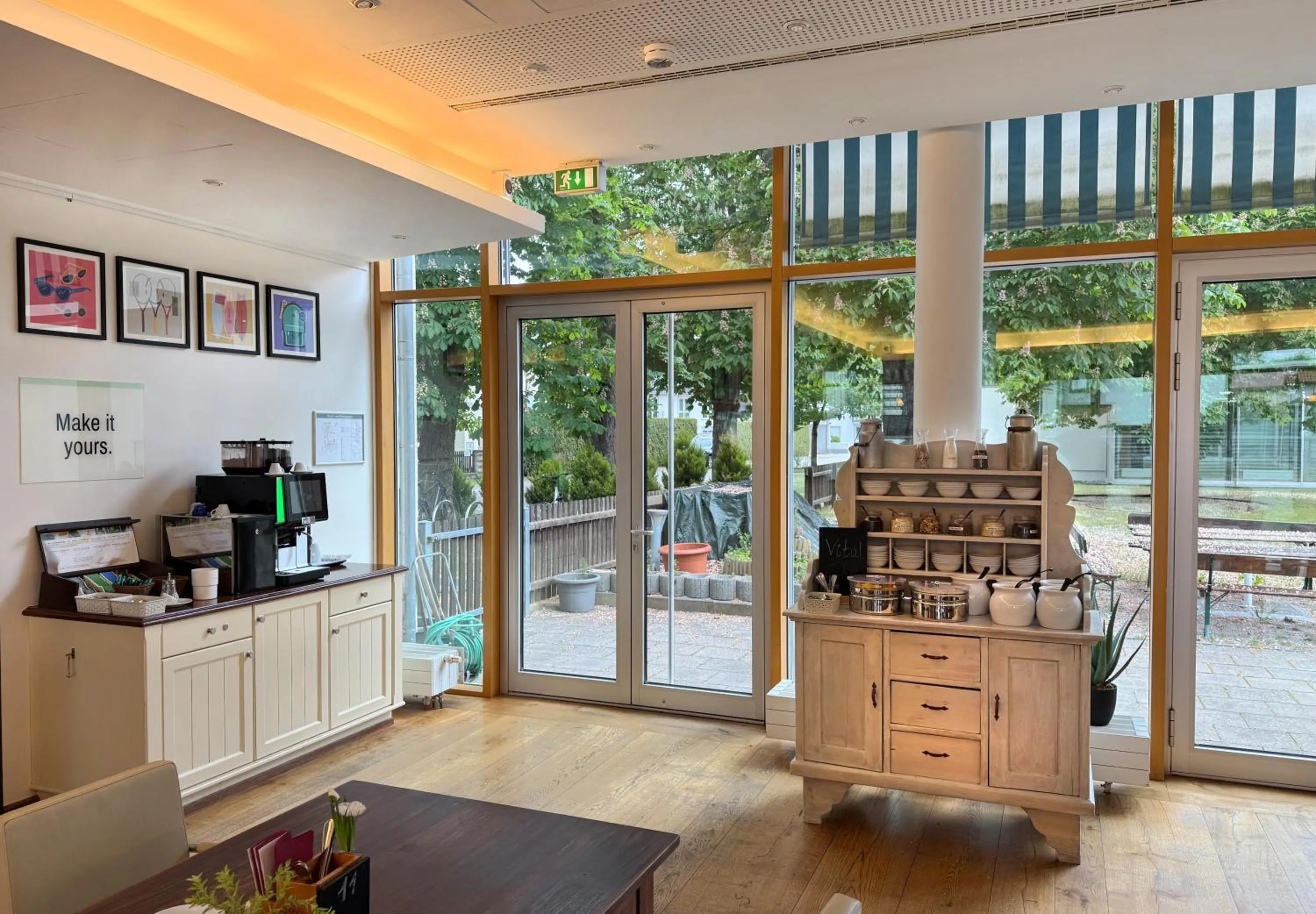 Buffet breakfast in Garner Hotel Munich - Messe by IHG