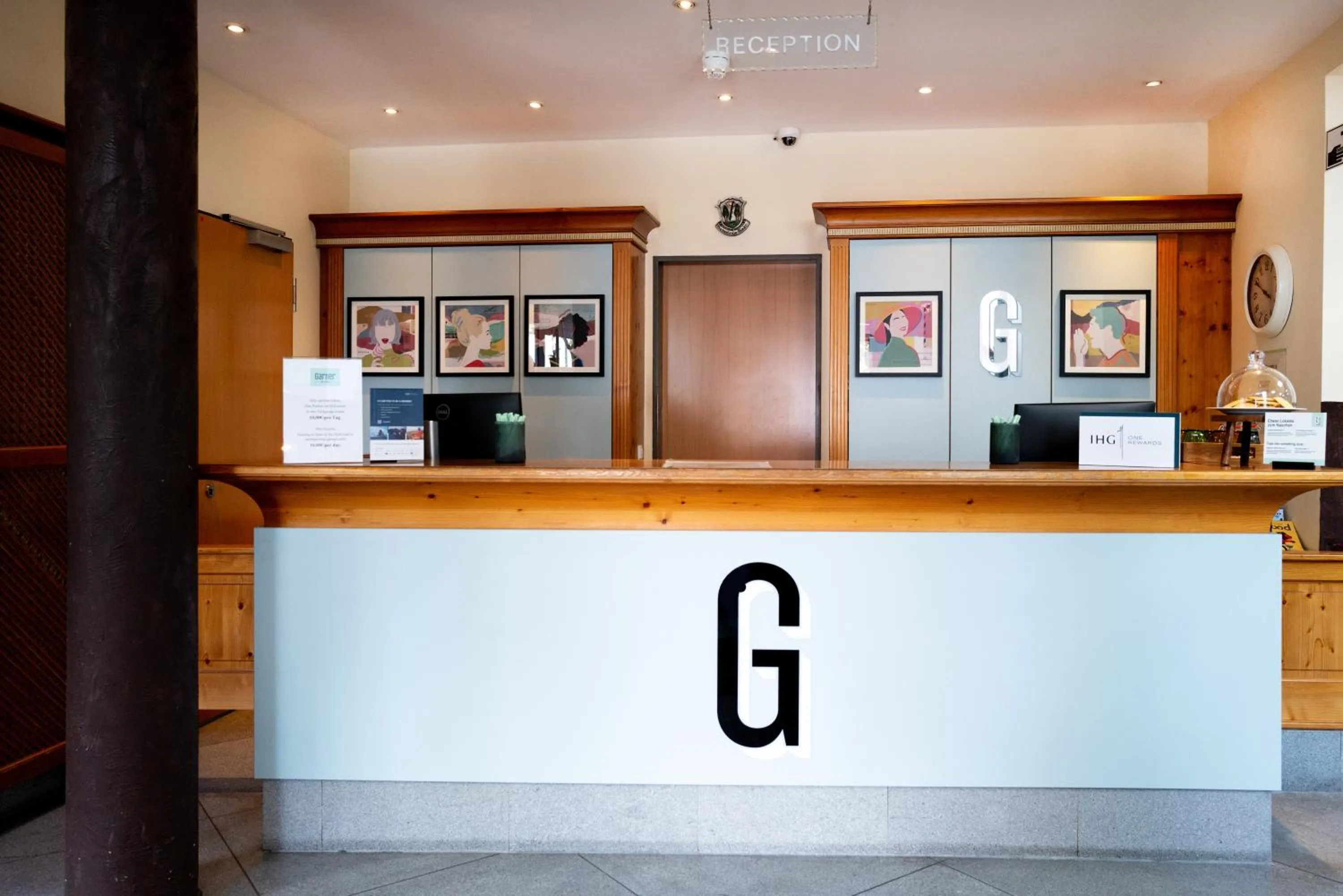 Lobby or reception in Garner Hotel Munich - Messe by IHG