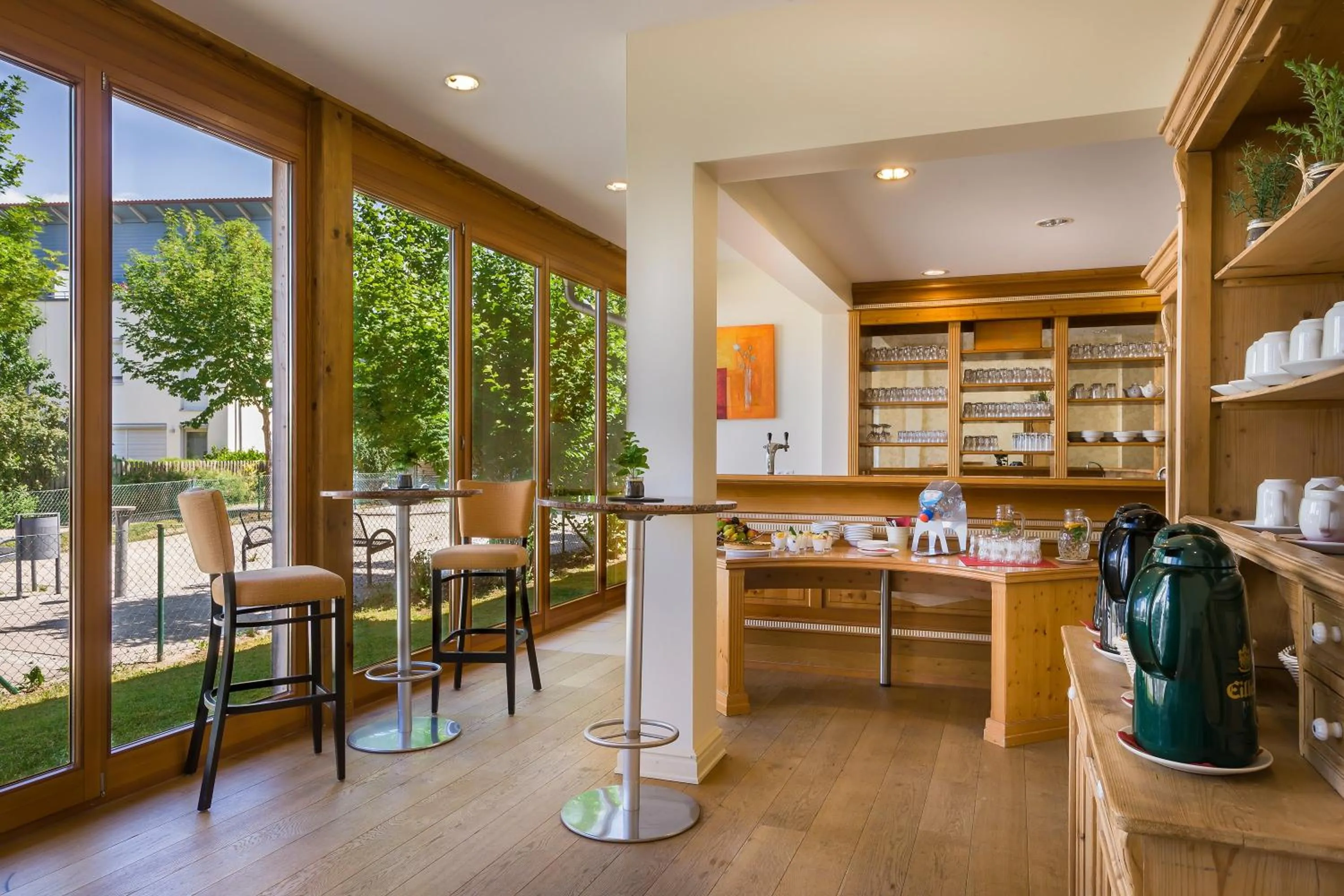 Restaurant/places to eat in Garner Hotel Munich - Messe by IHG