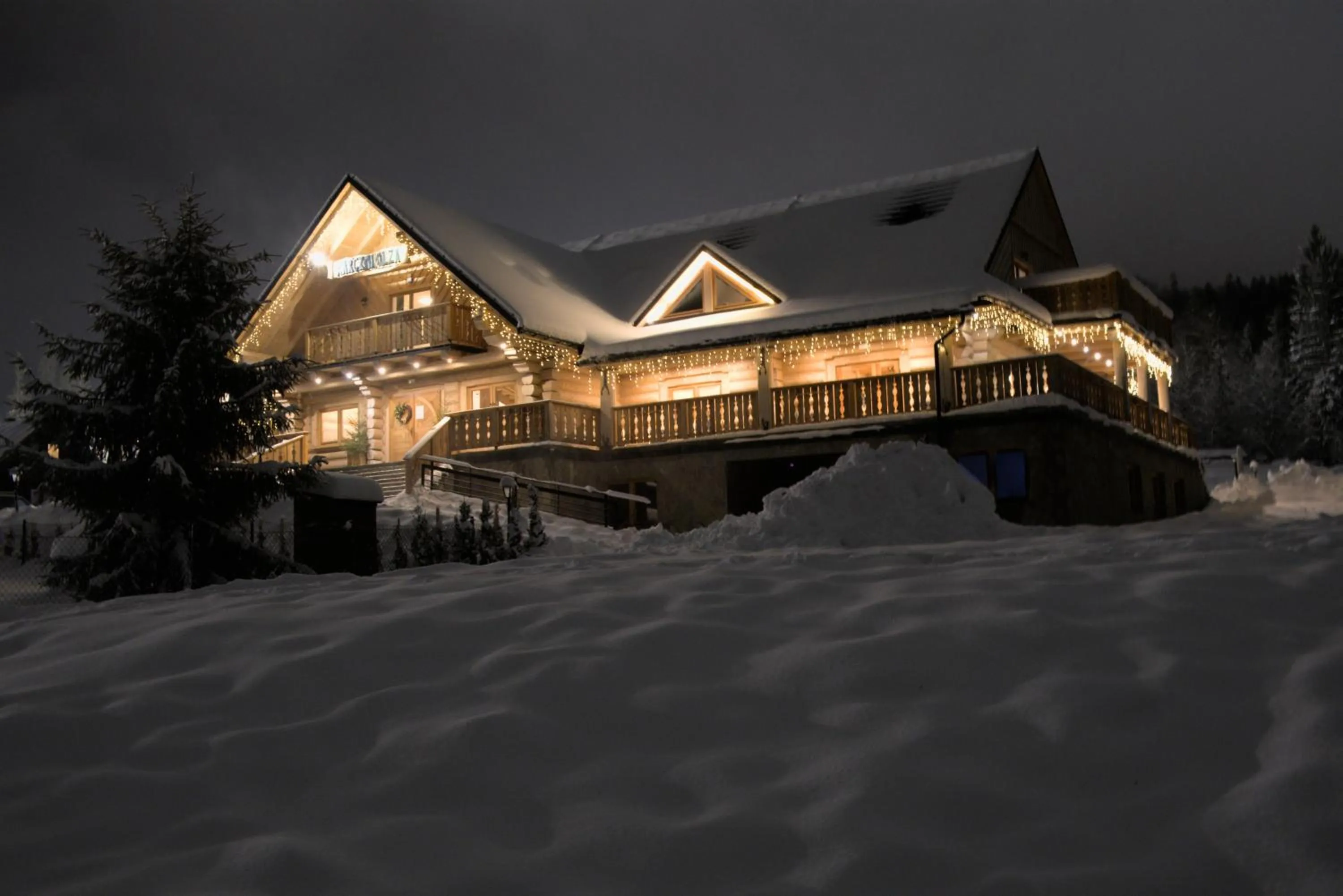 Property building in Olza Karczma i pokoje