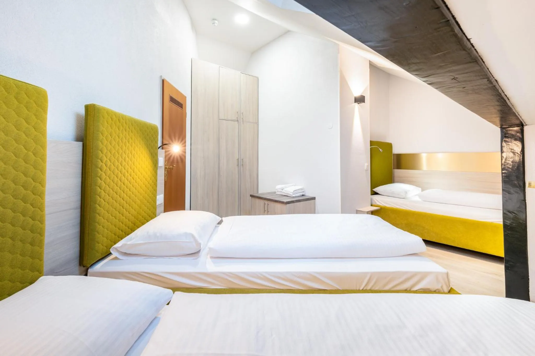 Bed in HOTEL Am Spichernplatz