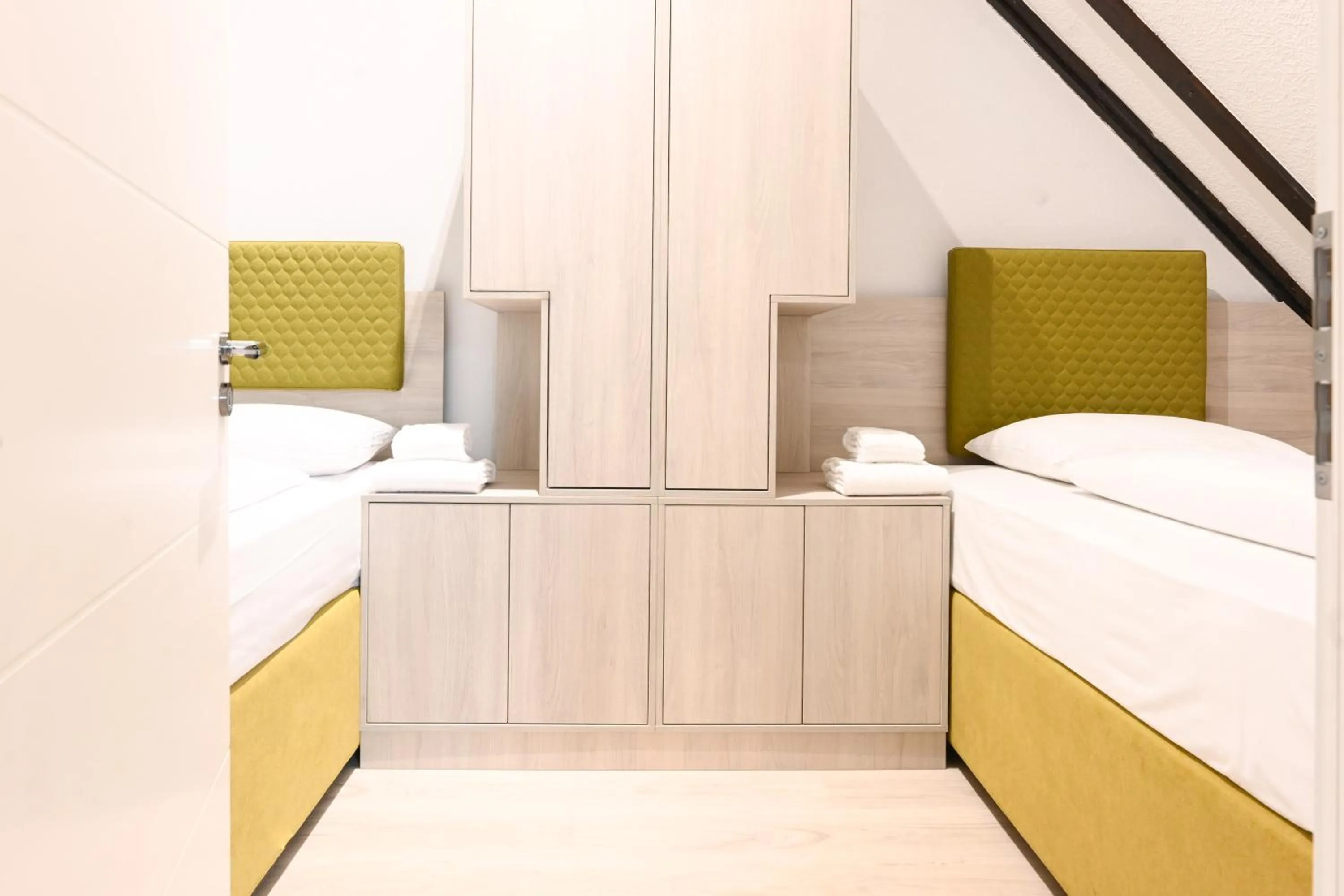 Photo of the whole room, Bed in HOTEL Am Spichernplatz