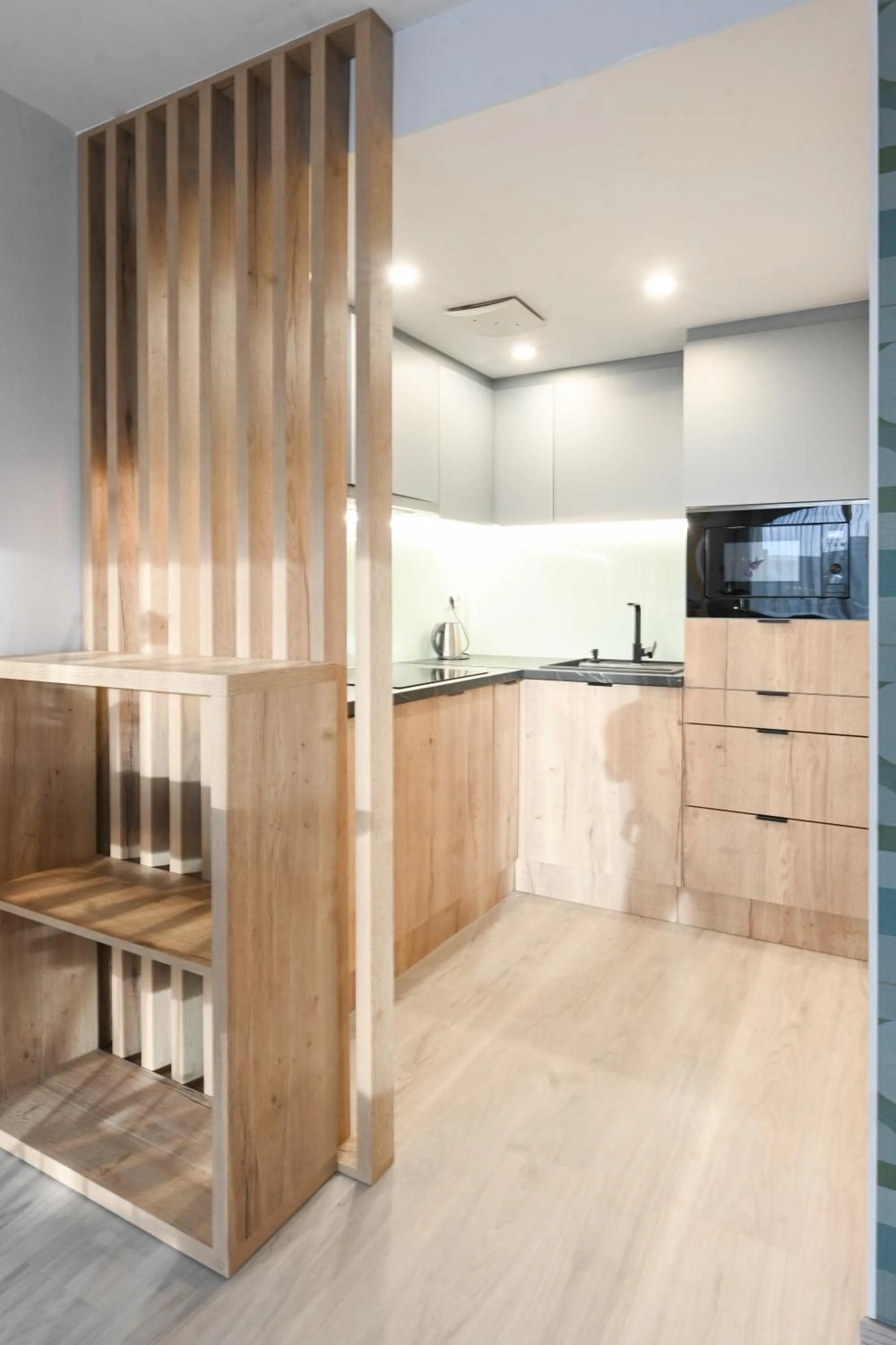 Kitchen or kitchenette in HOTEL Am Spichernplatz