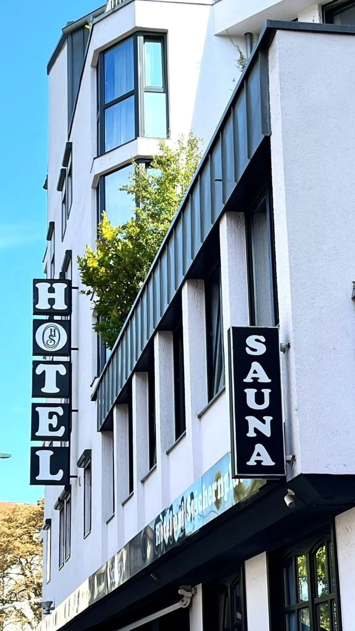 Property building in HOTEL Am Spichernplatz
