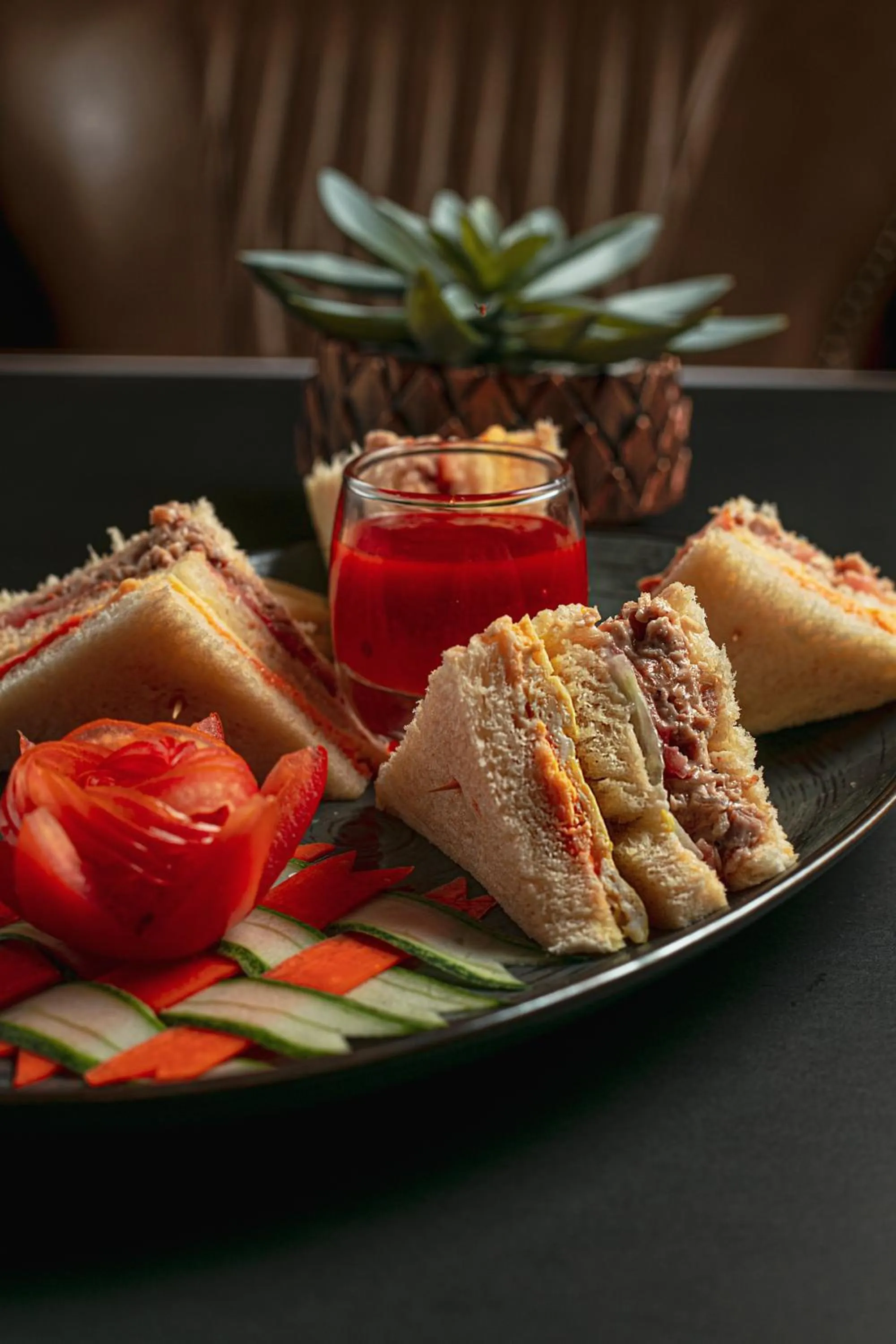 Breakfast in Shinepukur Suites