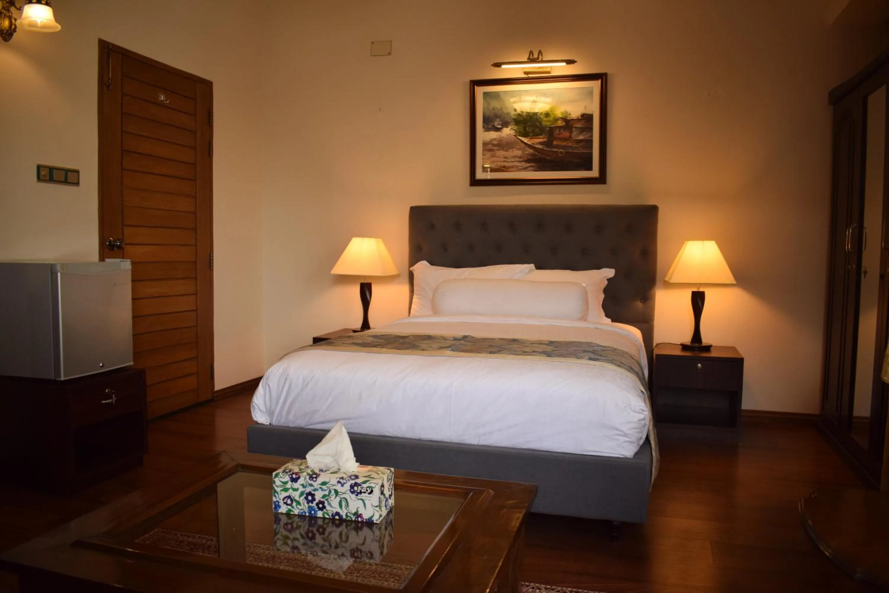 Bed in Shinepukur Suites