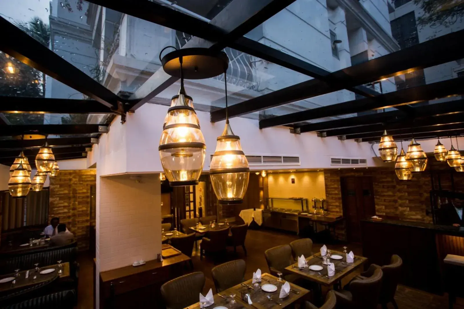 Restaurant/places to eat in Shinepukur Suites Restaurant/places to eat in Shinepukur Suites