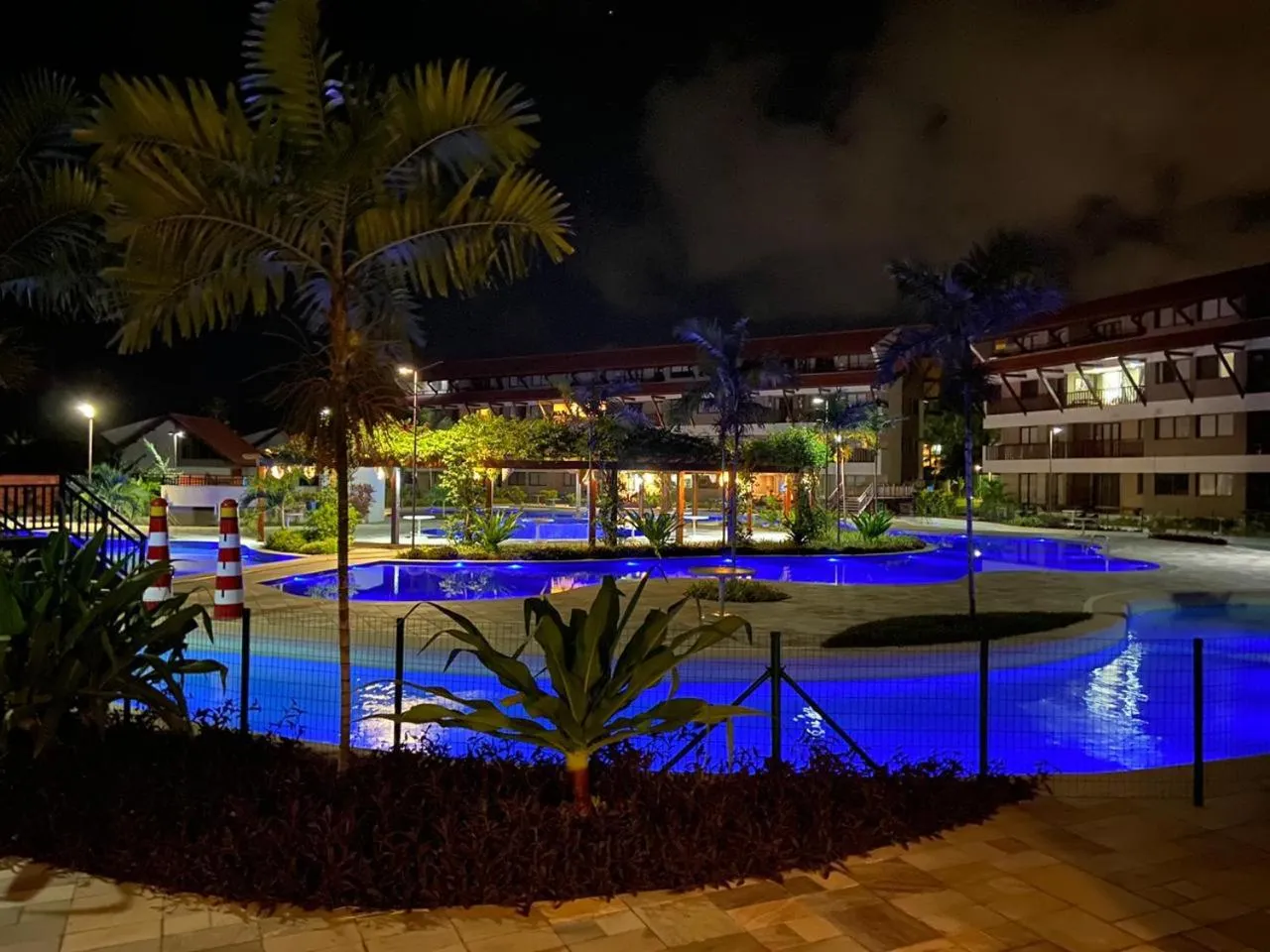 Flat Oka beach residence luxo