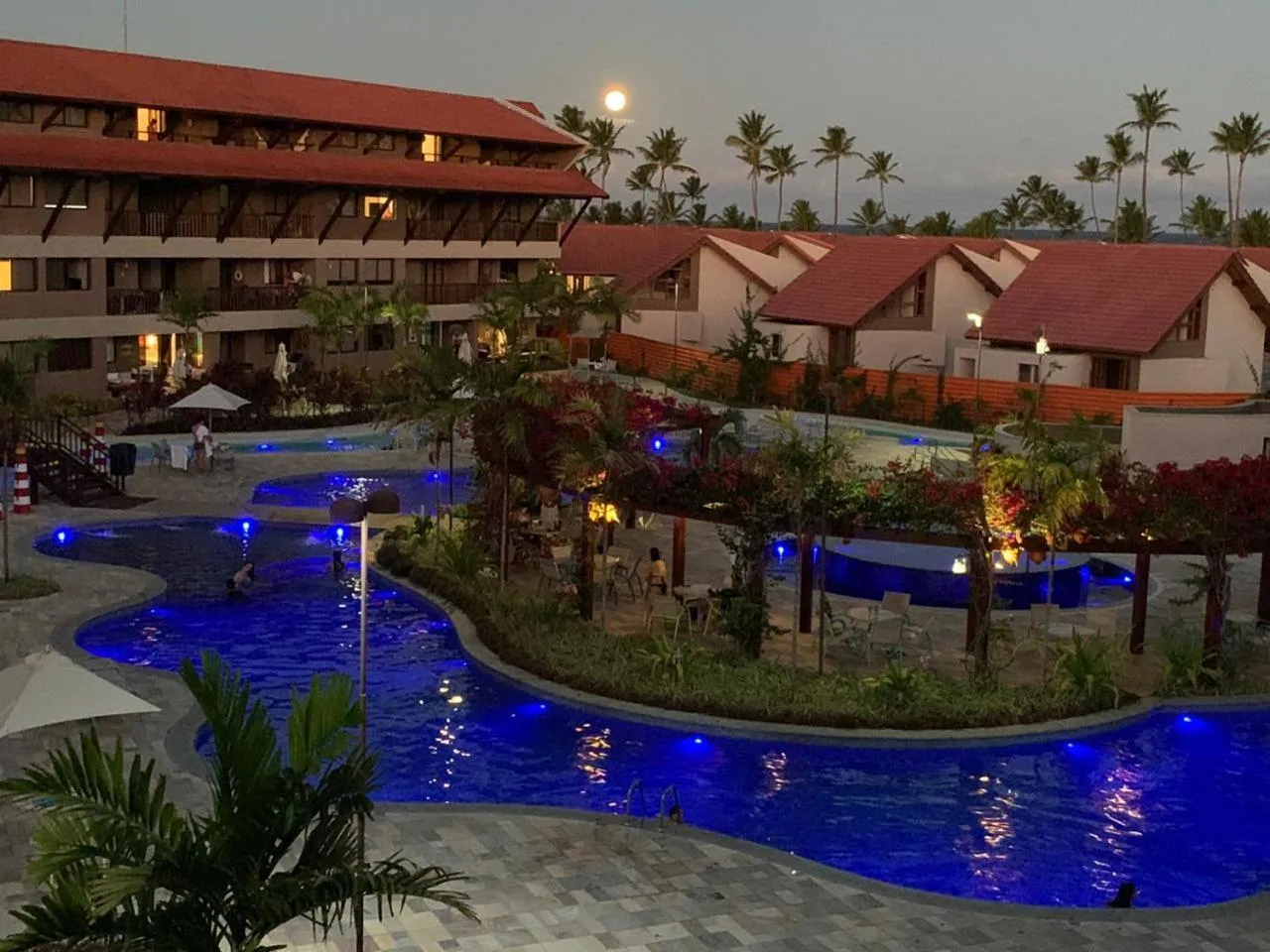 Property building in Flat Oka beach residence luxo