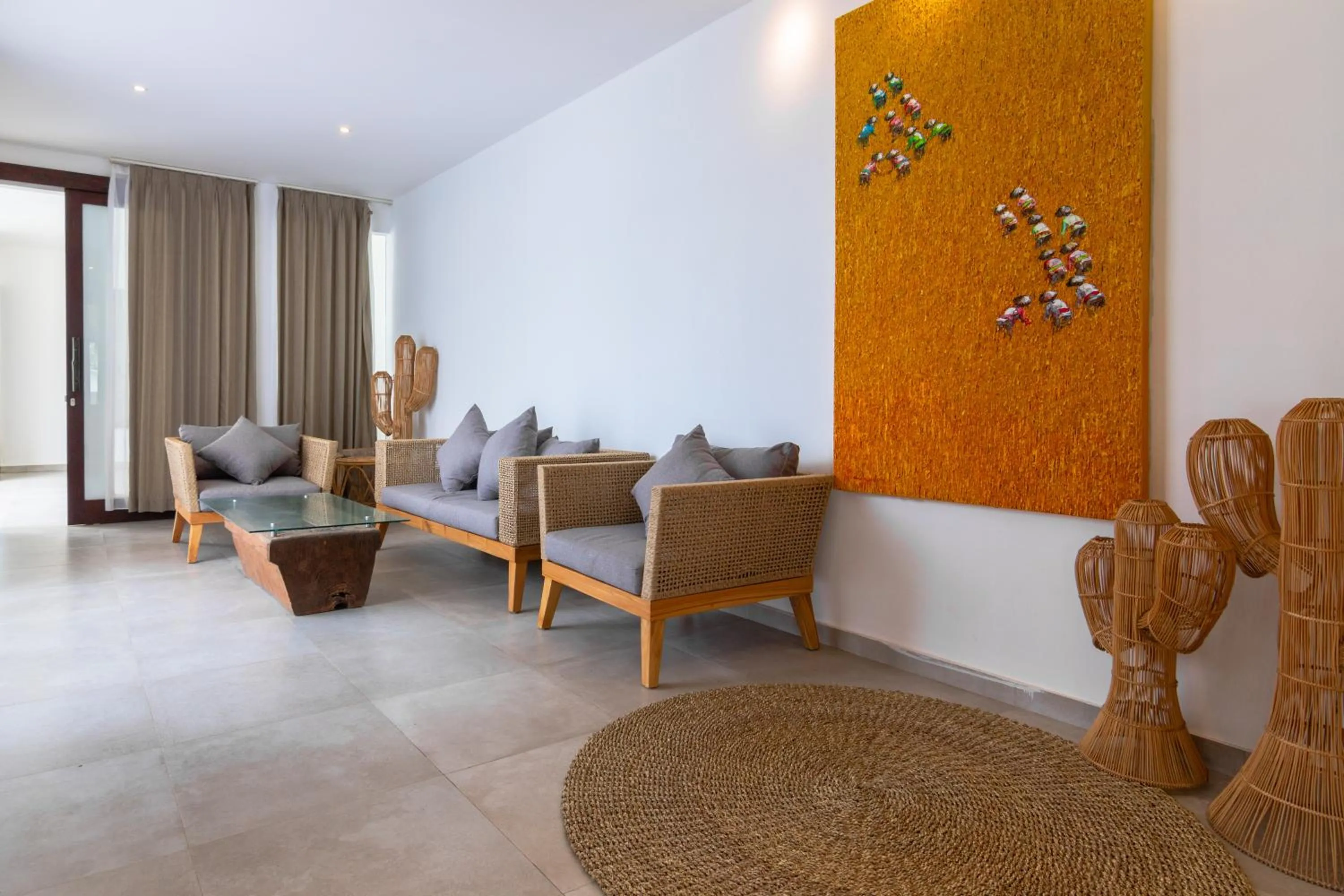 Living room in Nero North