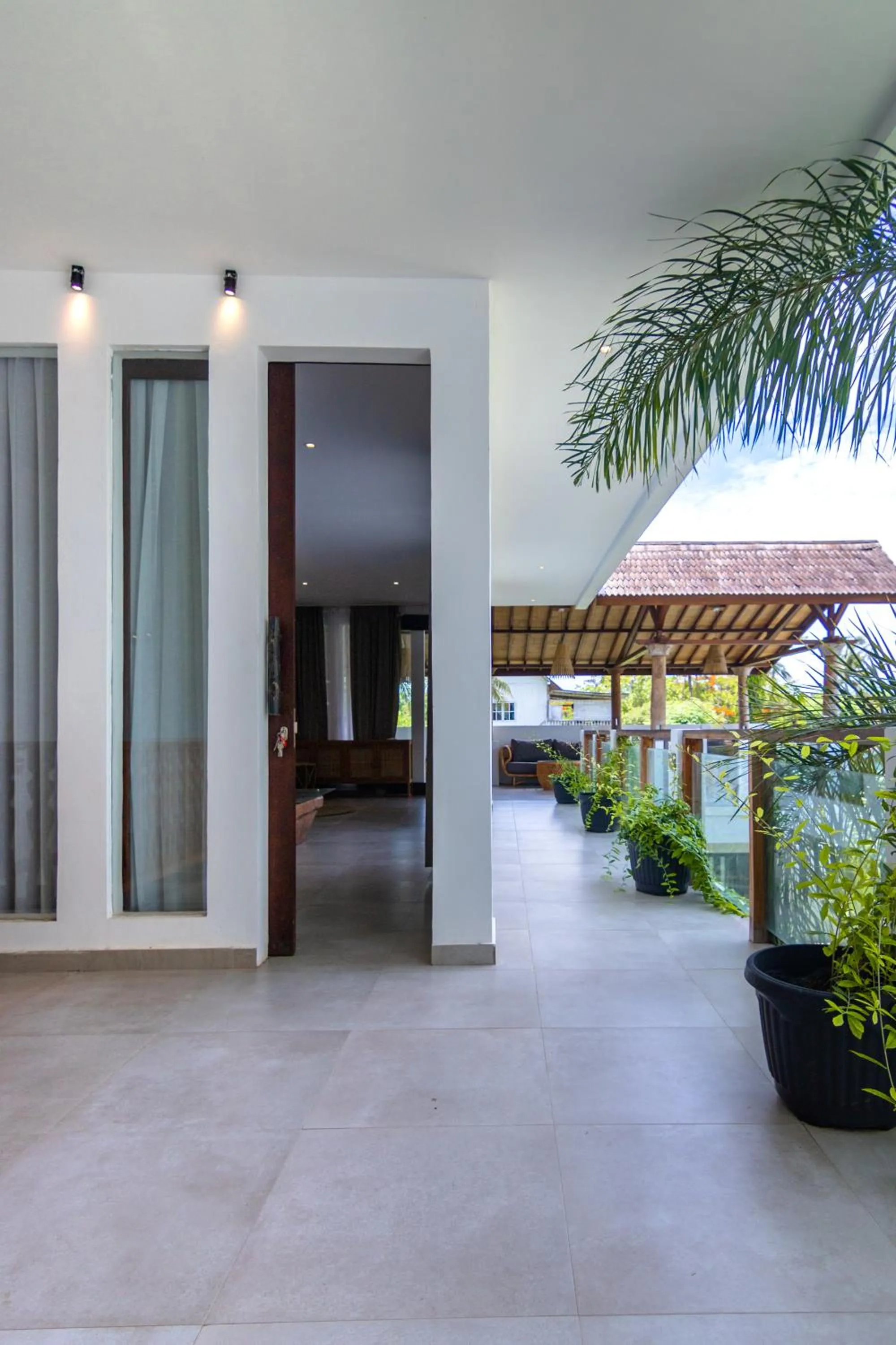 Living room in Nero North