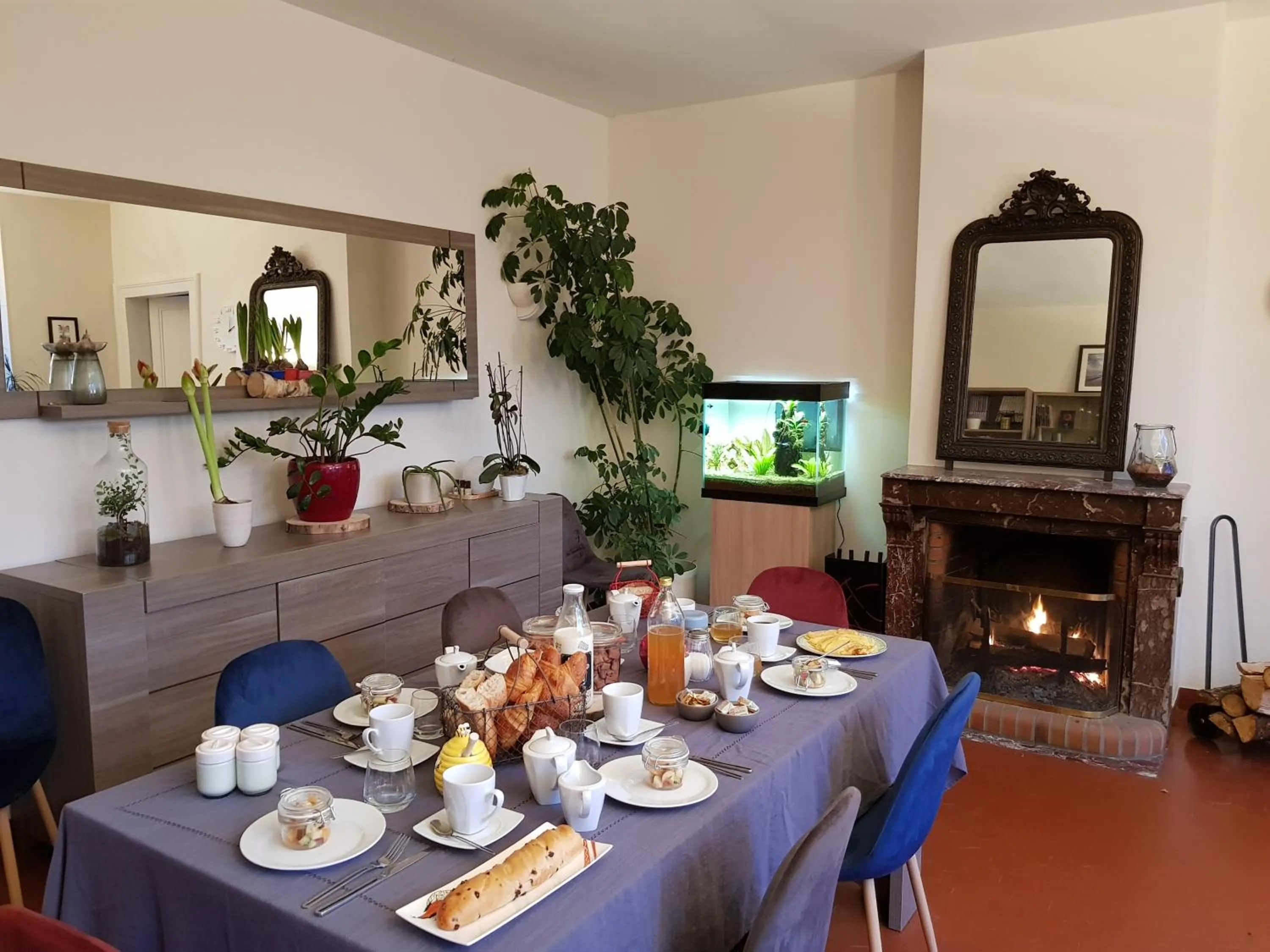 Breakfast in L'havre de Saint Germain