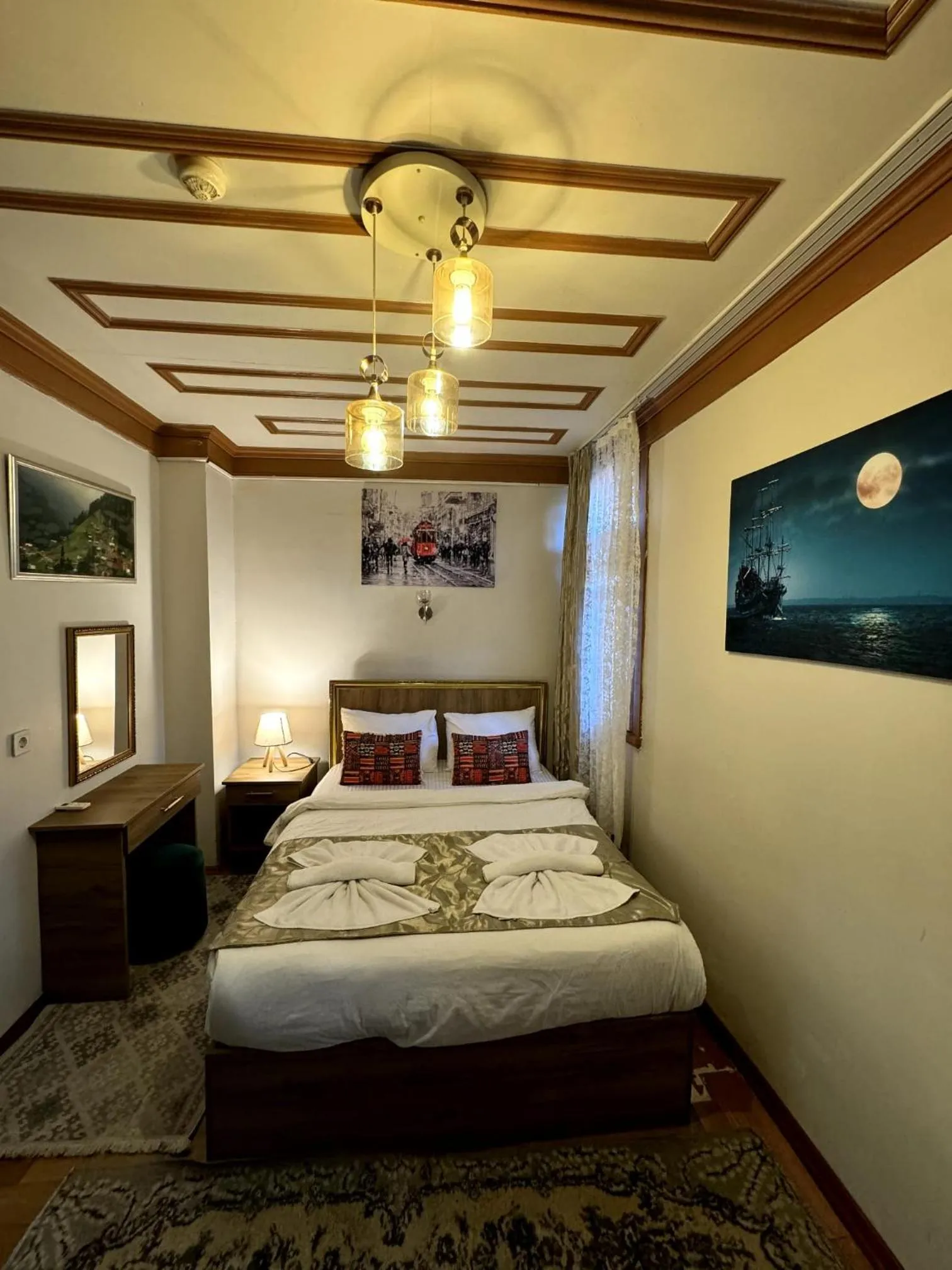 Bed in April Story Apart Hotel