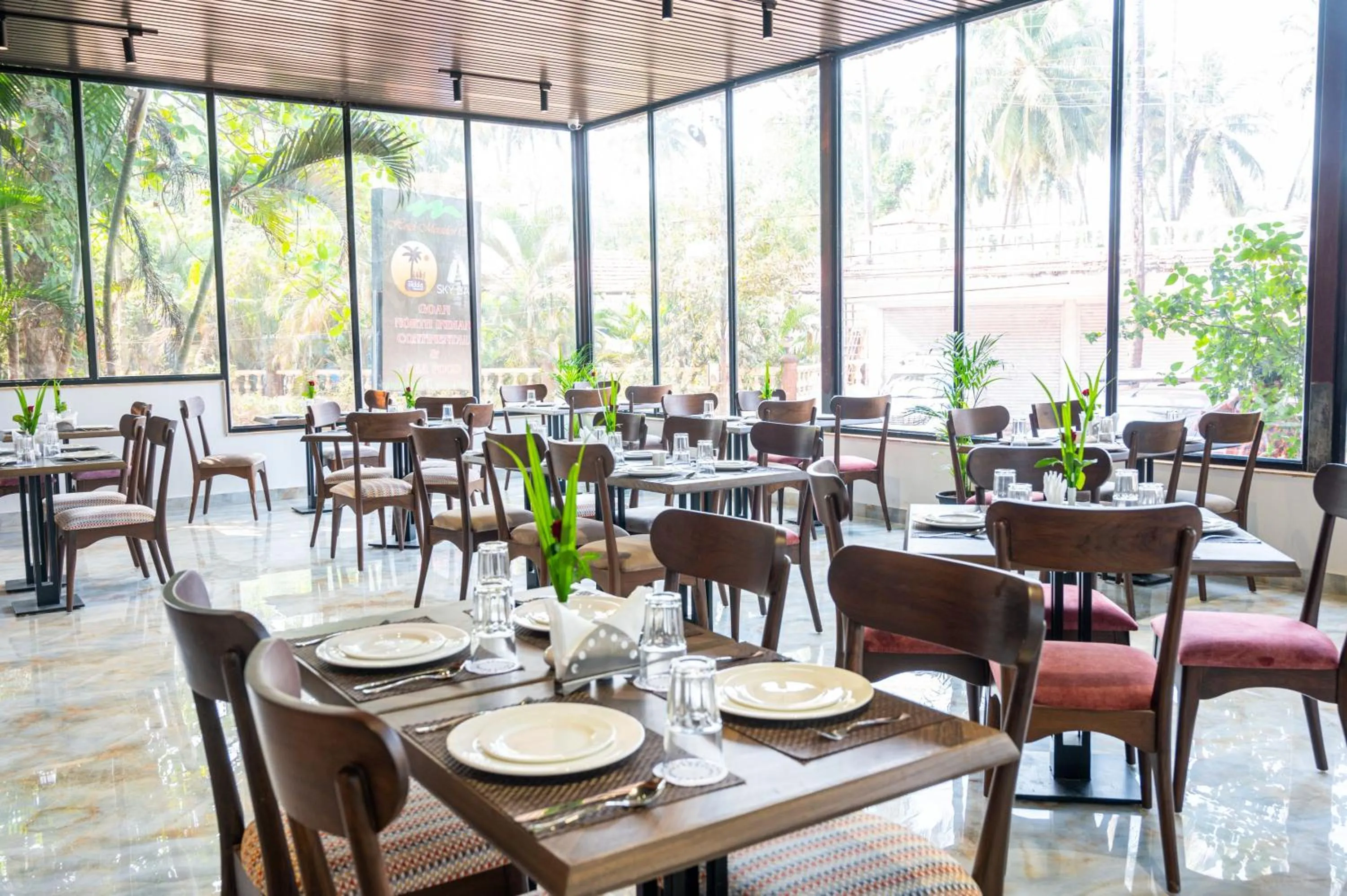 Restaurant/places to eat in Hotel Meraden Opus , Anjuna Beach Goa