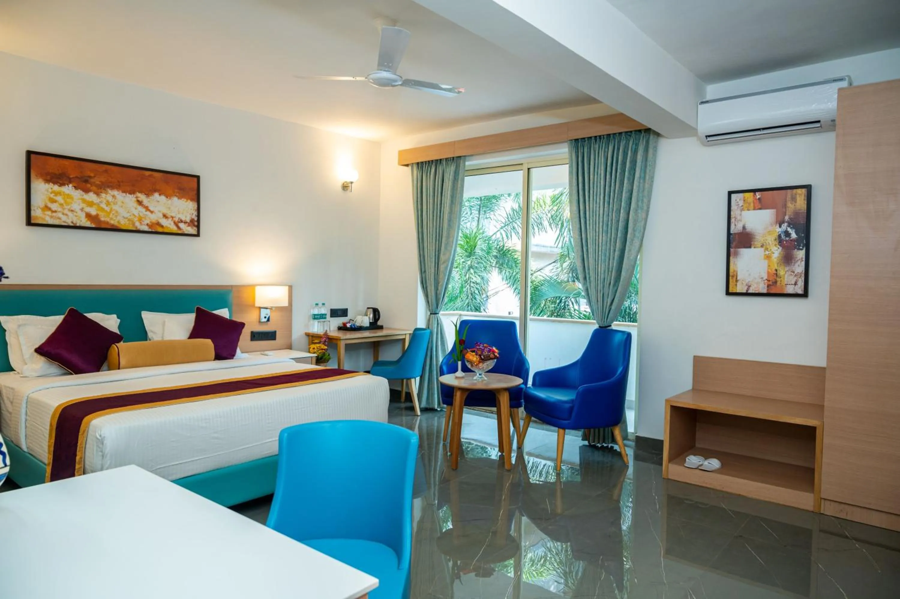 Coffee/tea facilities, Bed in Hotel Meraden Opus , Anjuna Beach Goa