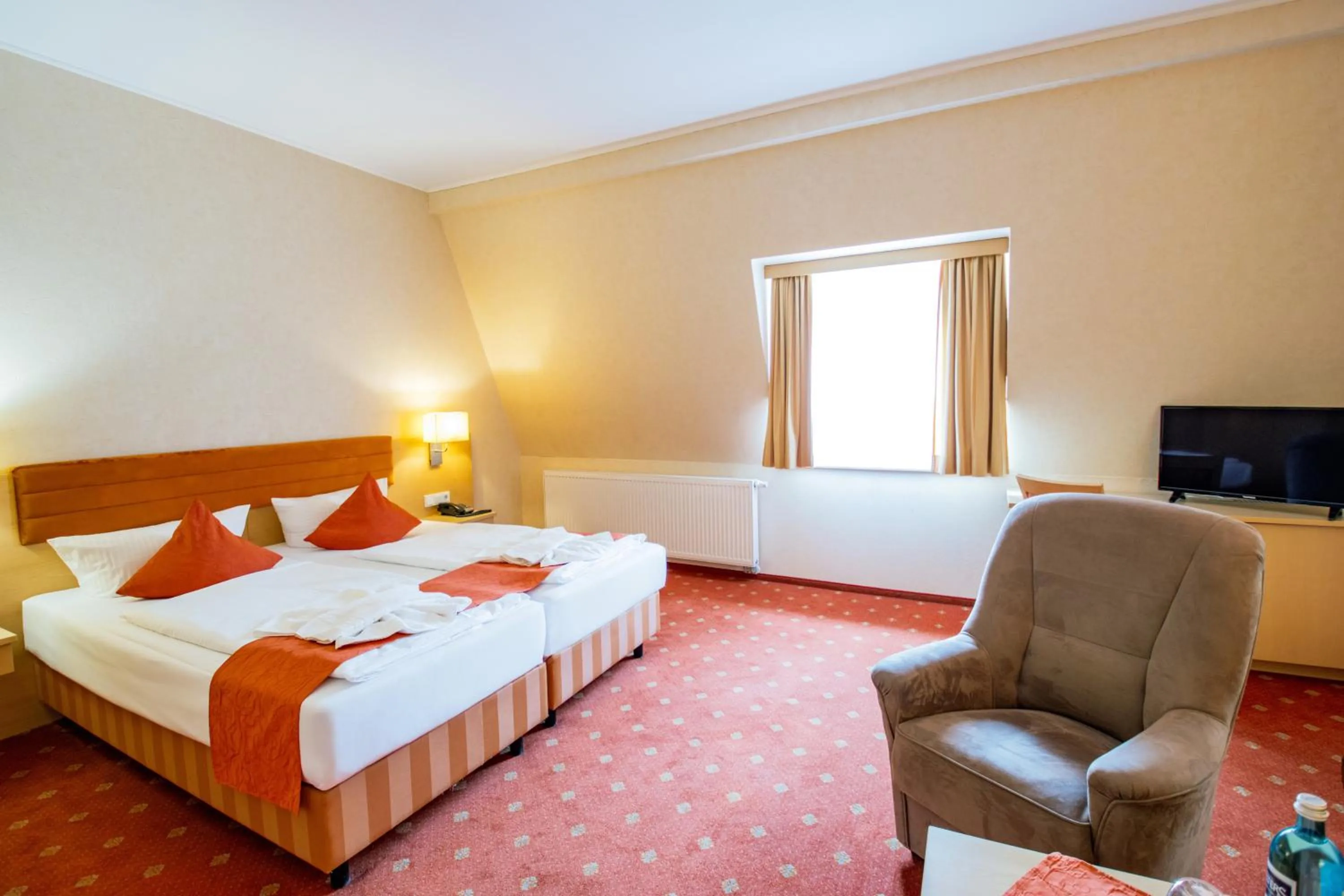 Photo of the whole room, Bed in SeeHotel Großräschen