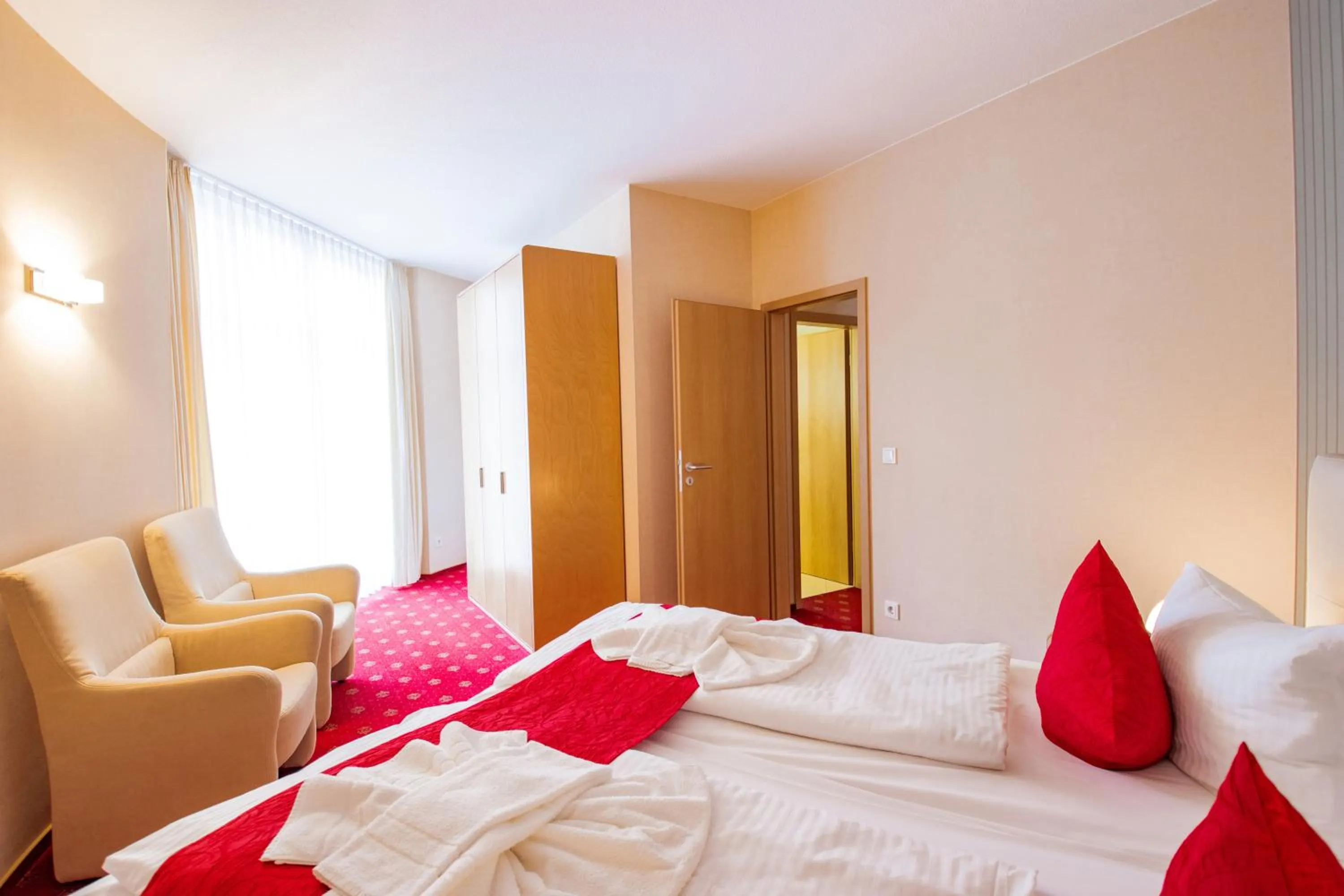 Photo of the whole room, Bed in SeeHotel Großräschen