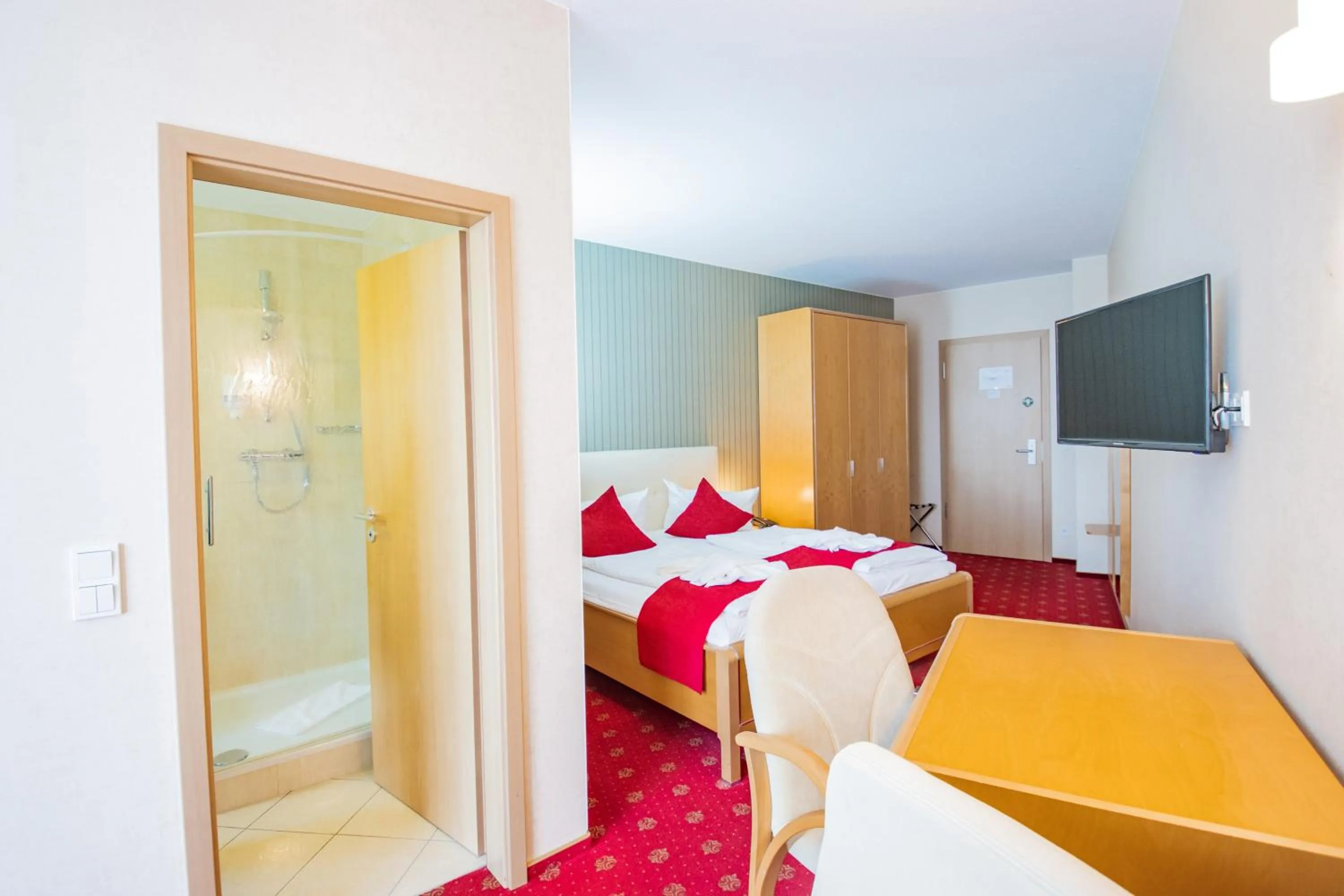 Photo of the whole room, Bed in SeeHotel Großräschen