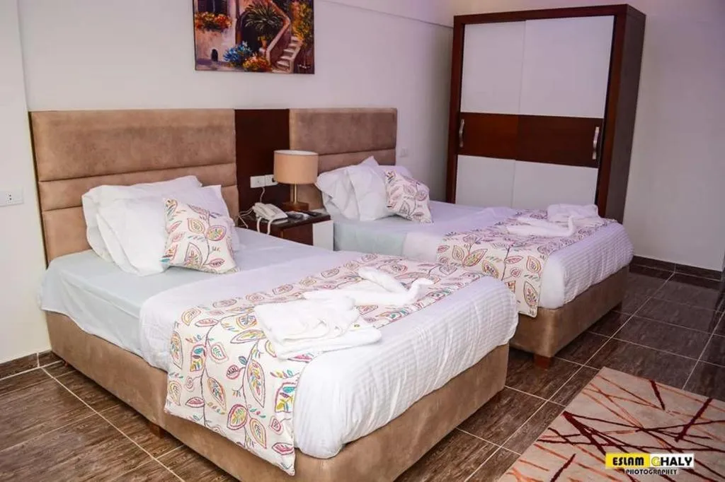 Bedroom, Bed in Jewel Matrouh Hotel