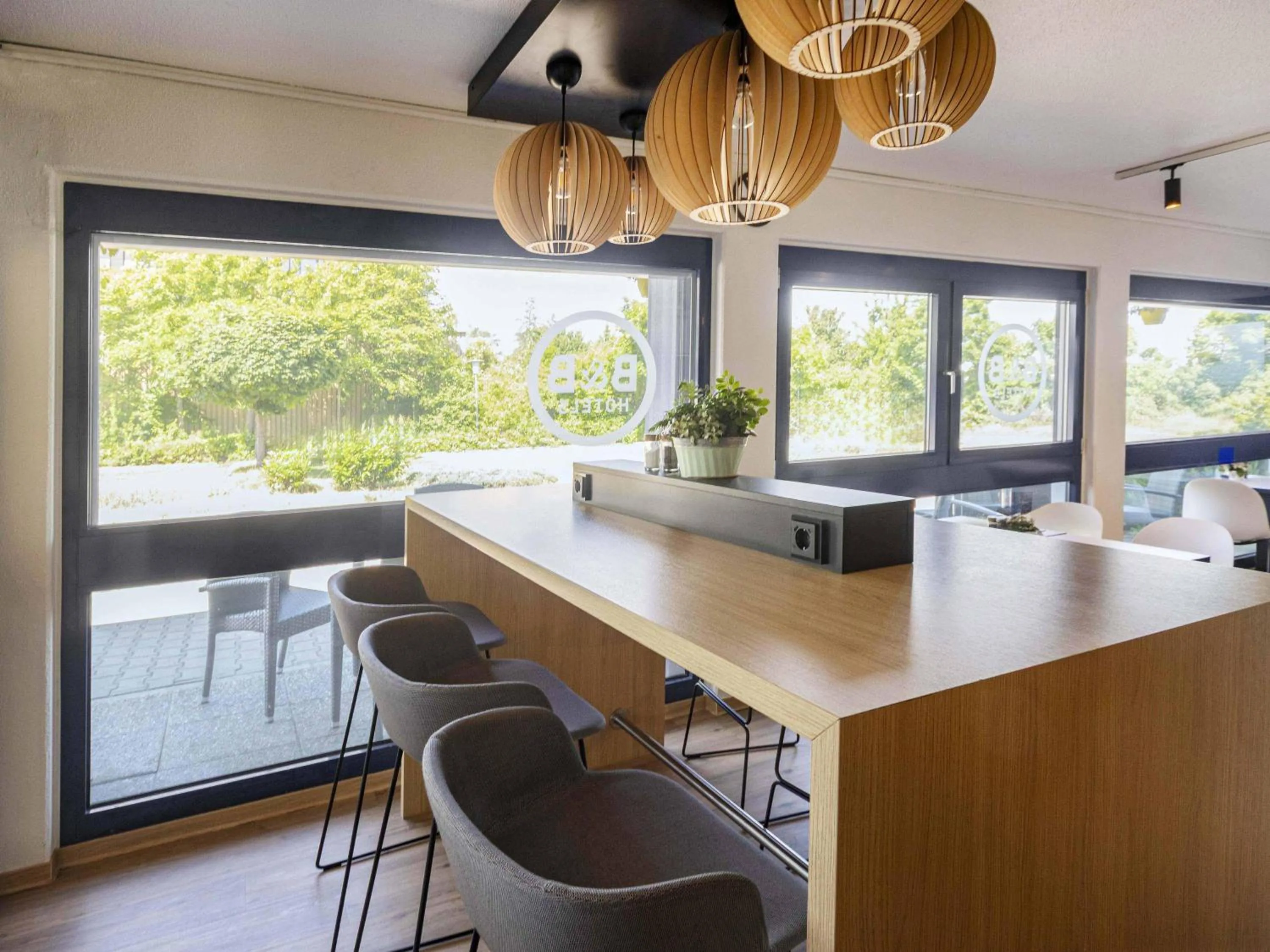 Bathroom in B&B HOTEL Leipzig-Schönefeld