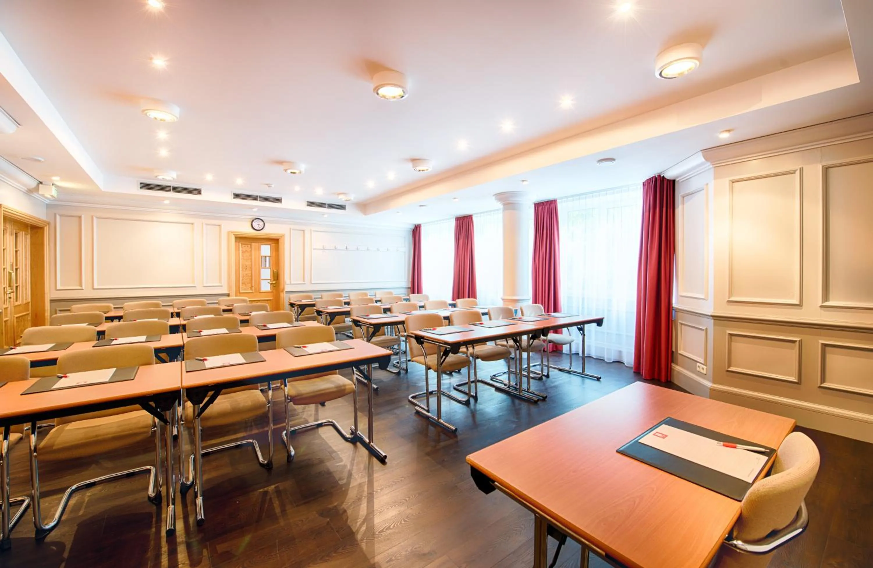 Meeting/conference room in Leonardo Hotel Düsseldorf City Center