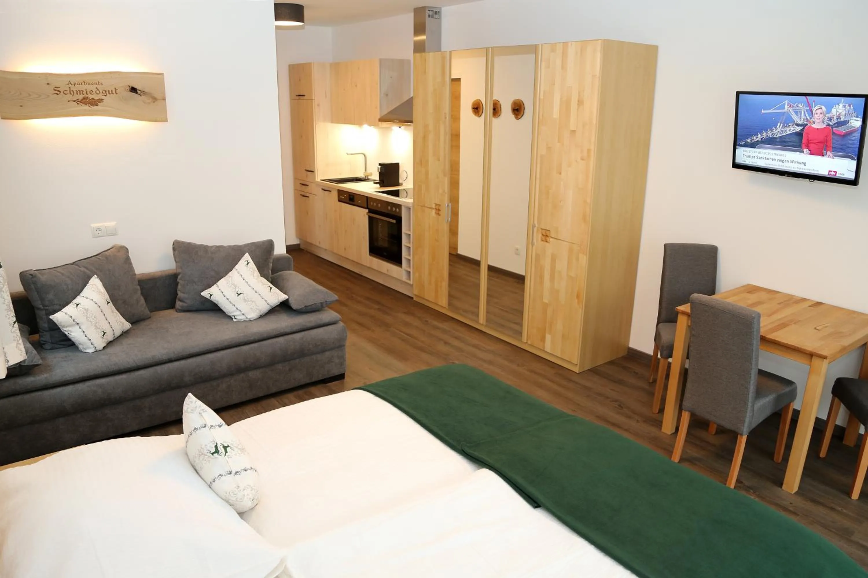 Photo of the whole room, Bed in Apartments Schmiedgut