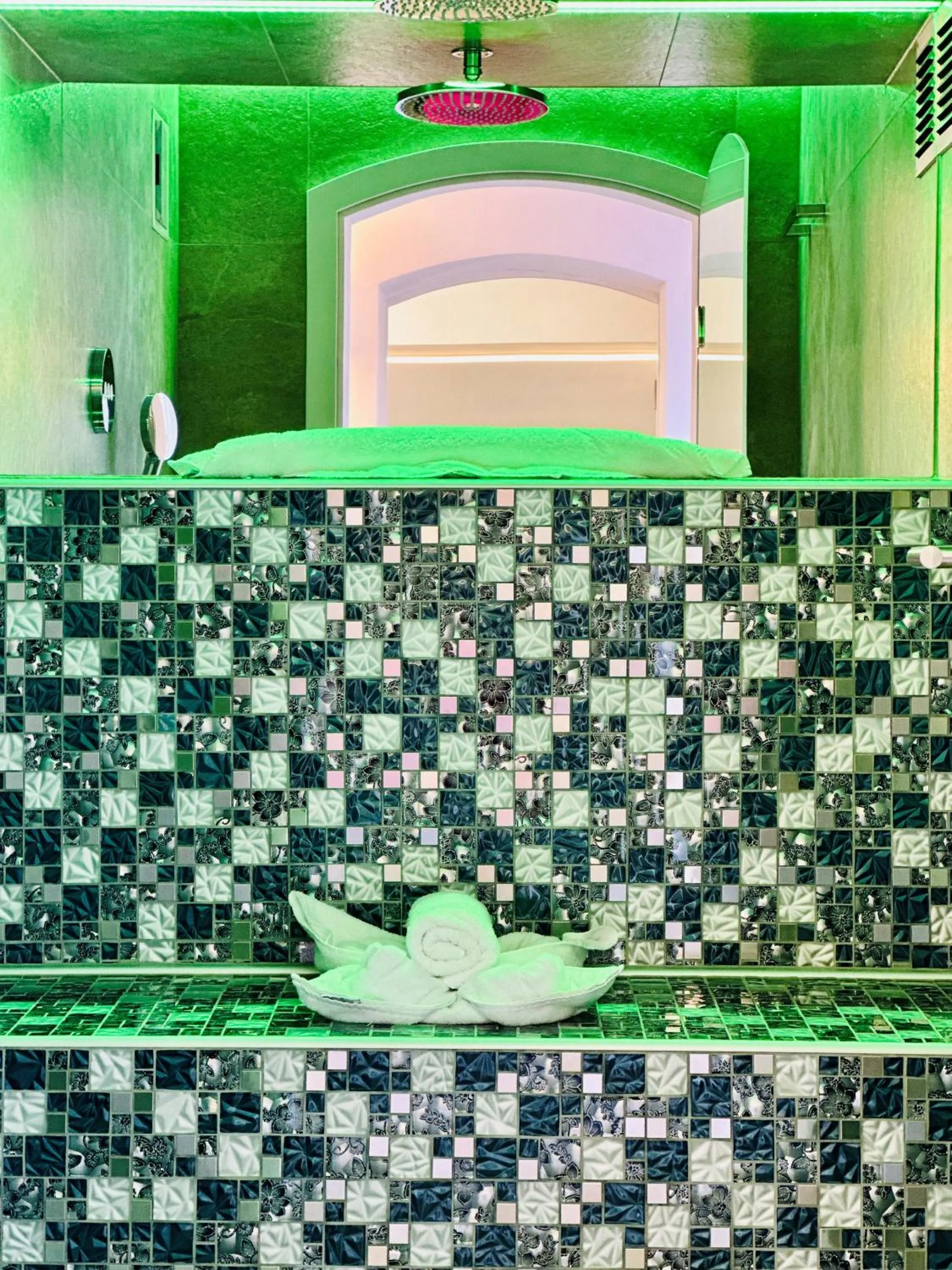 Shower in Hotelanlage Starick