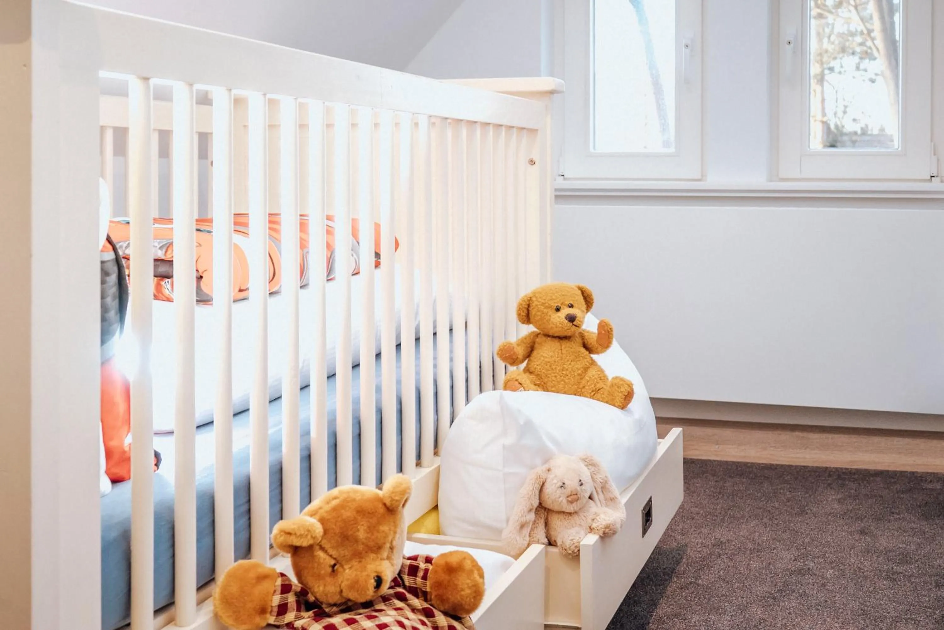 cot, Bed in Hotelanlage Starick